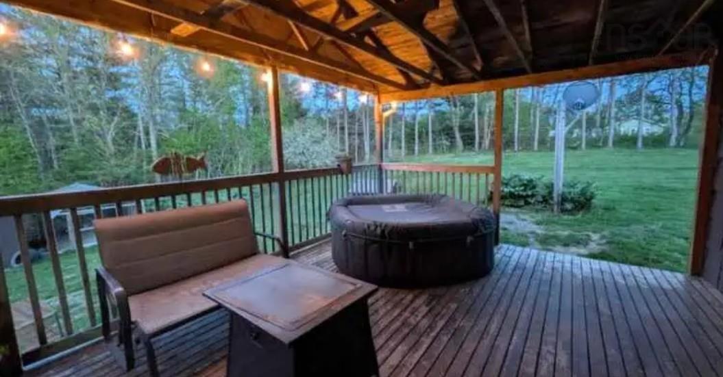 $340,000.00: 8178 Nova Scotia Trunk 8, South Brookfield