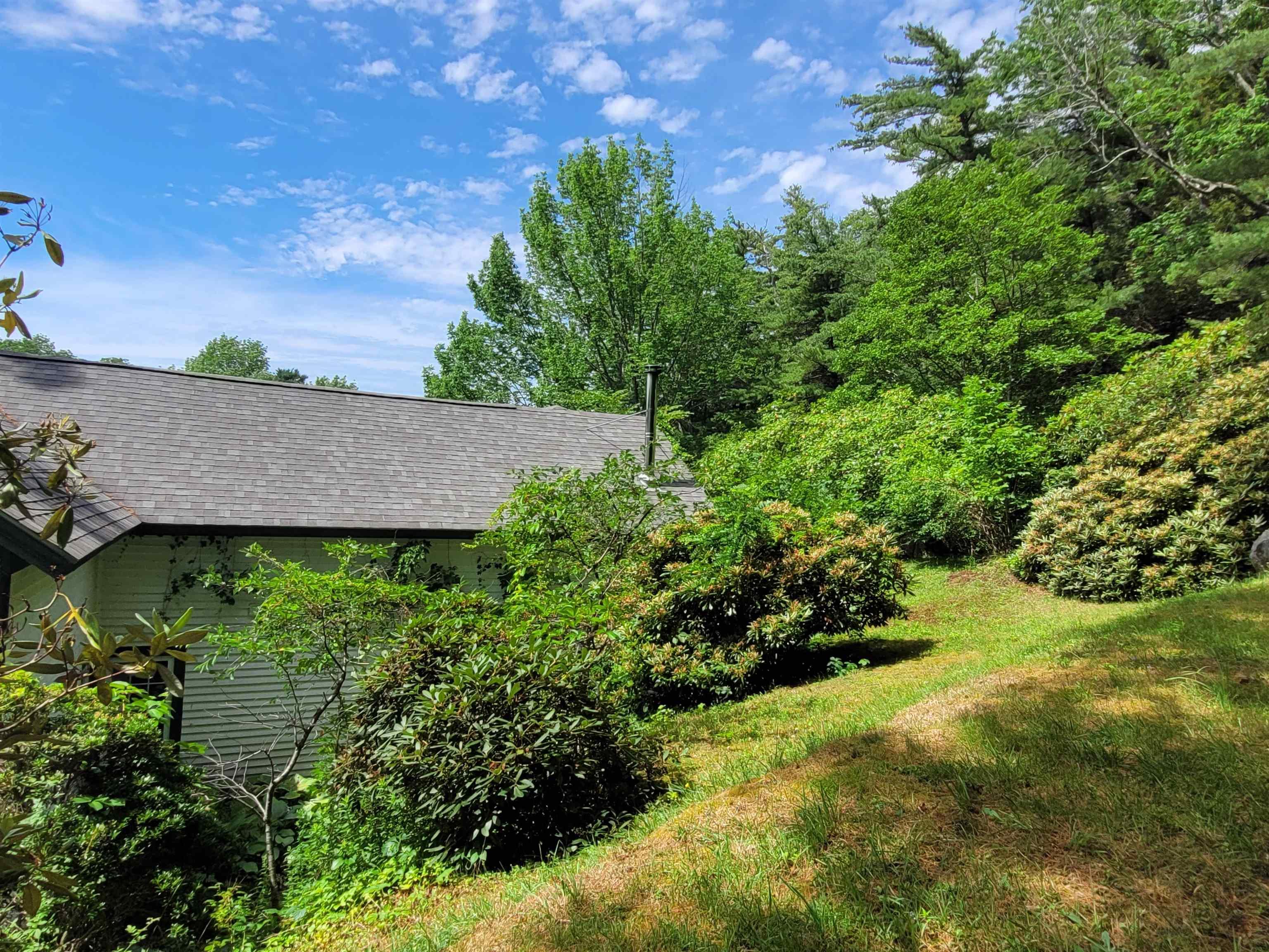 $399,000.00: 221 Highway 8, Milton
