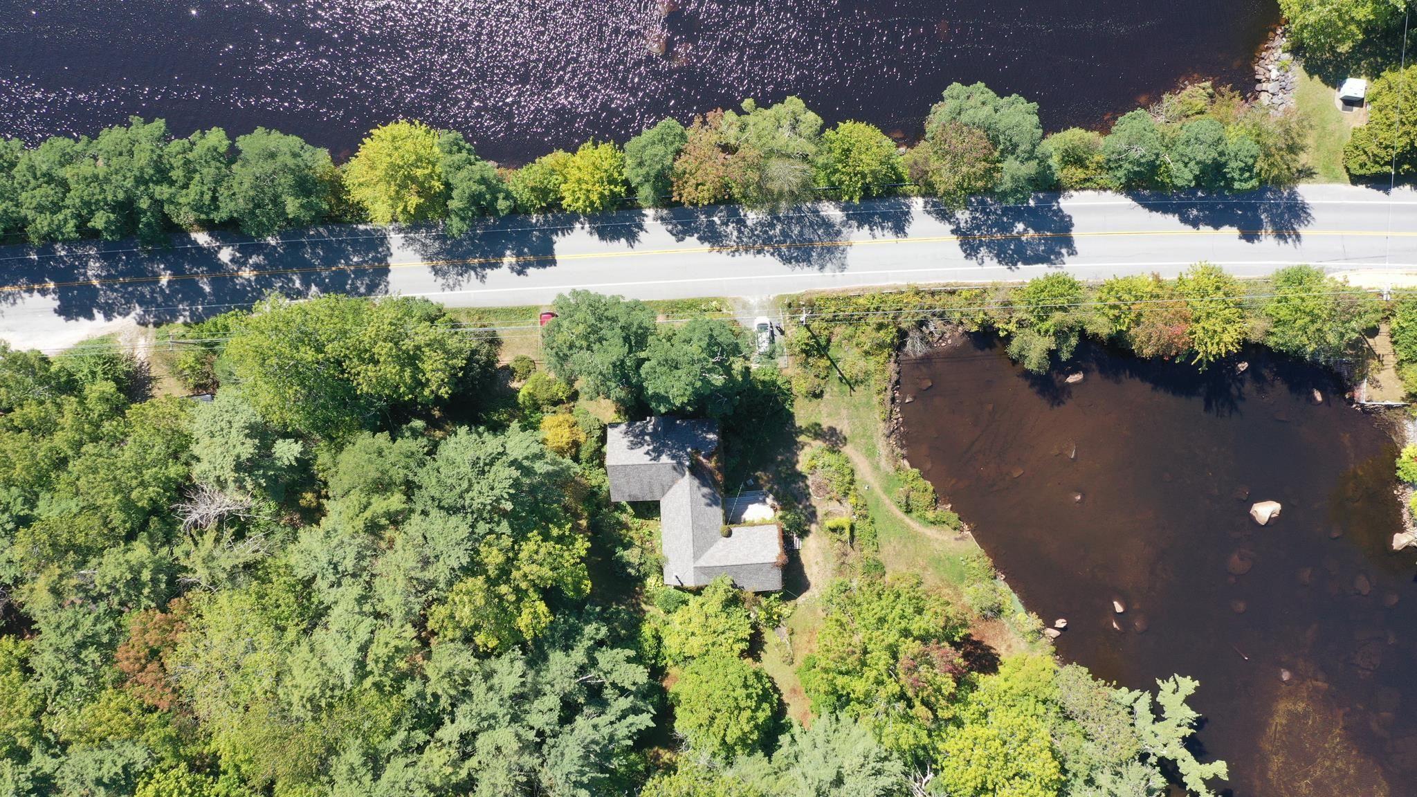 $399,000.00: 221 Highway 8, Milton