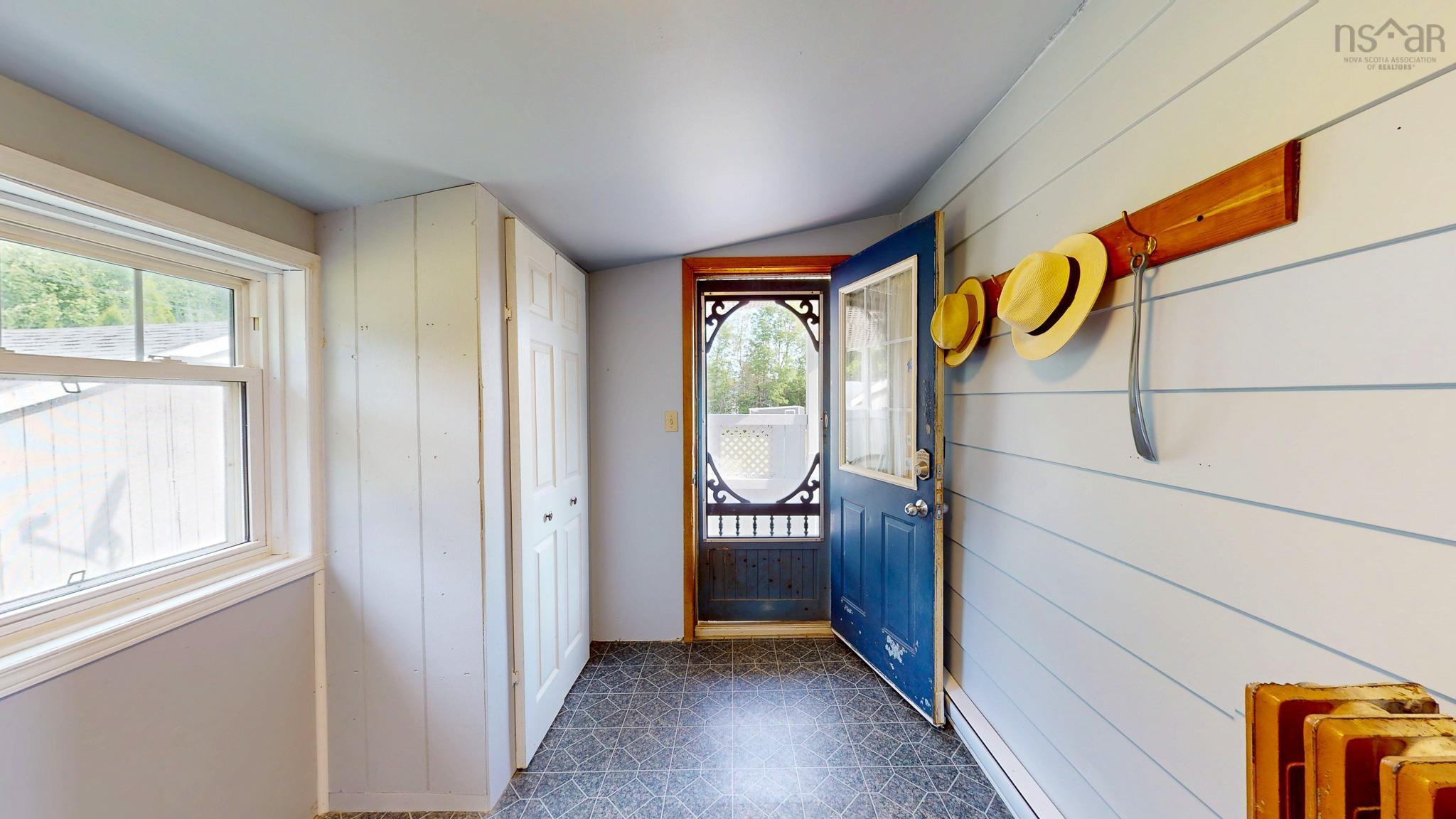 $369,000.00: 1301 Deep Hollow Road, Black River