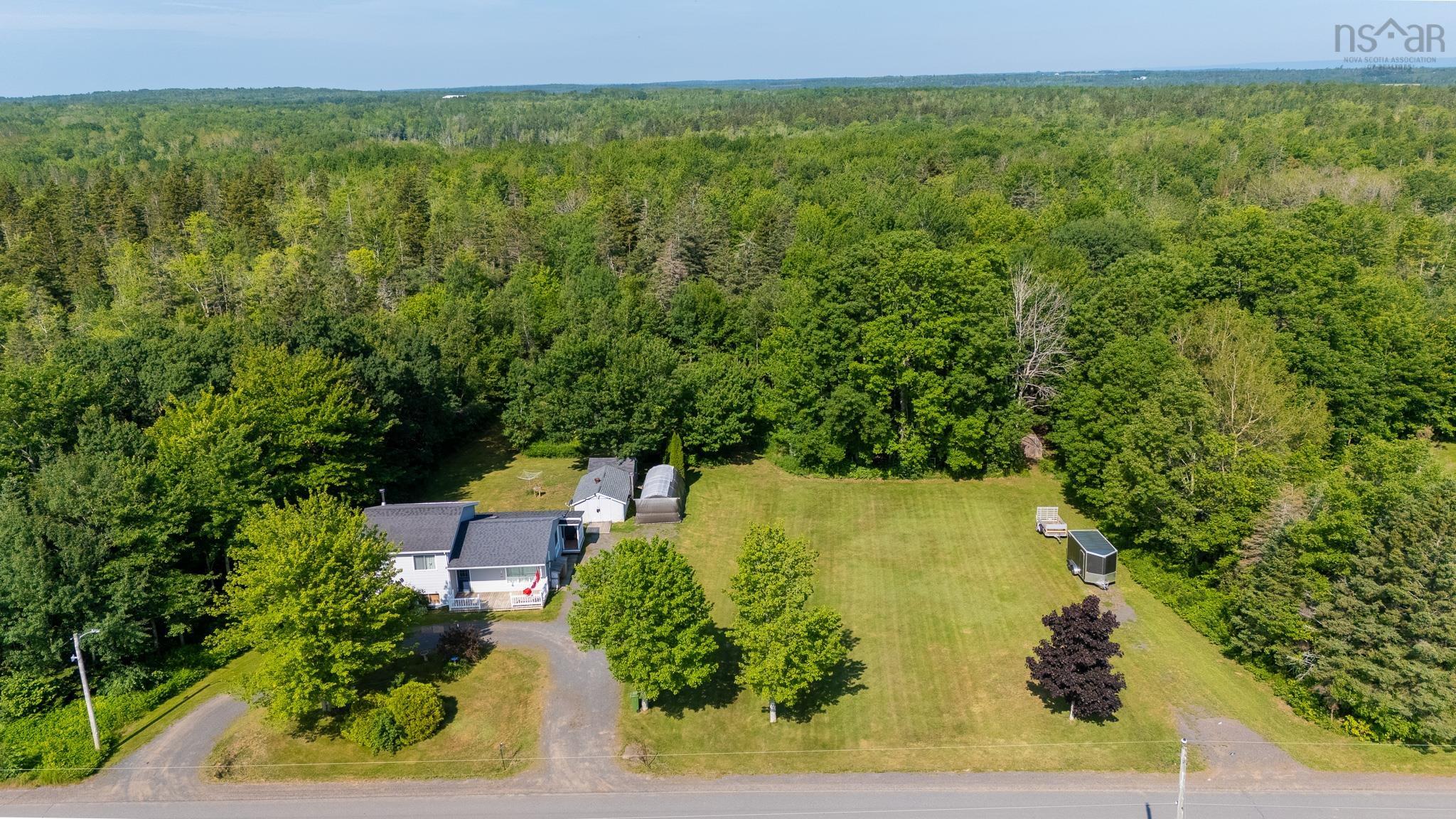 $369,000.00: 1301 Deep Hollow Road, Black River
