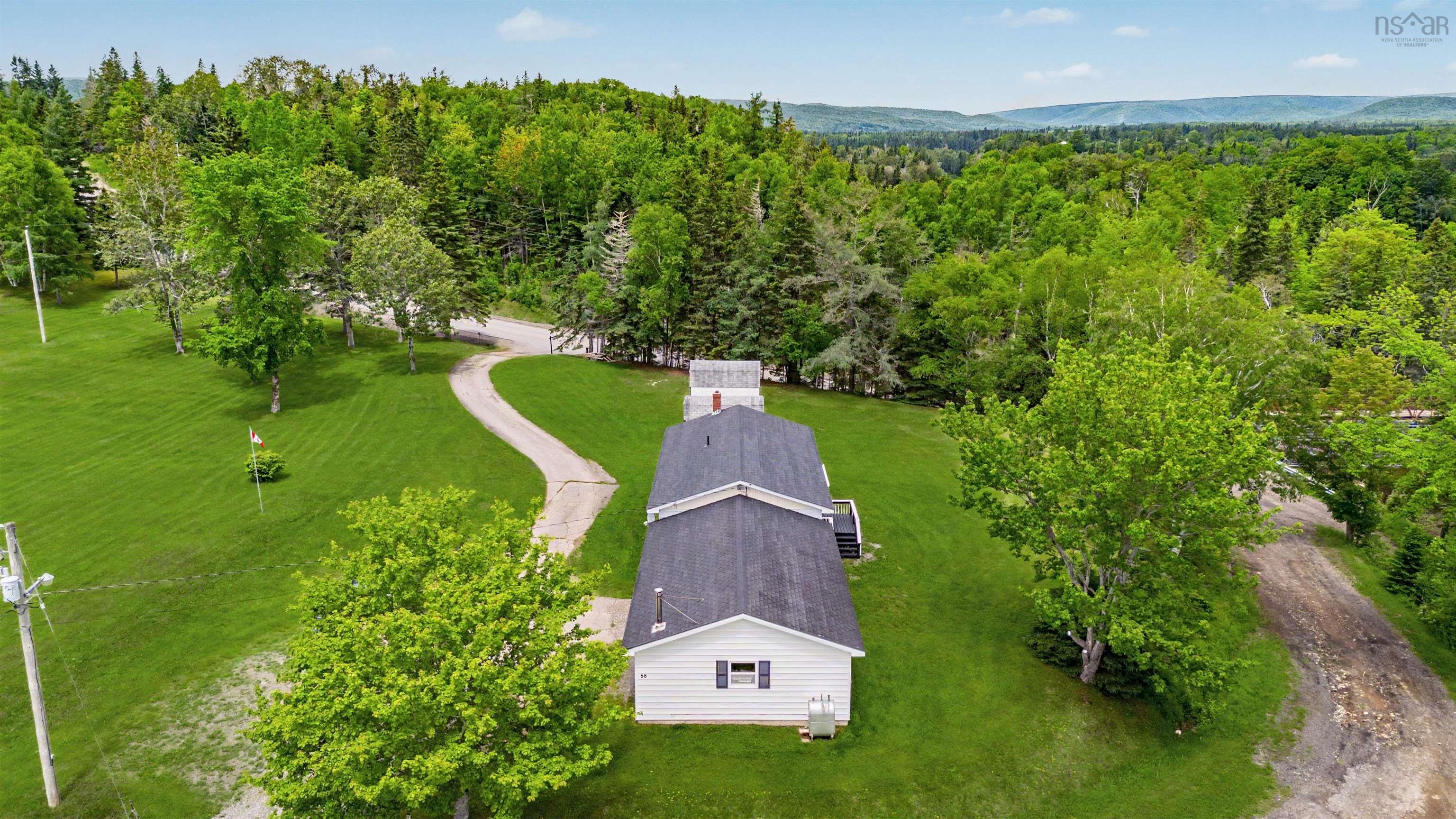 $235,000.00: 88 Church Cross Road, Middle River