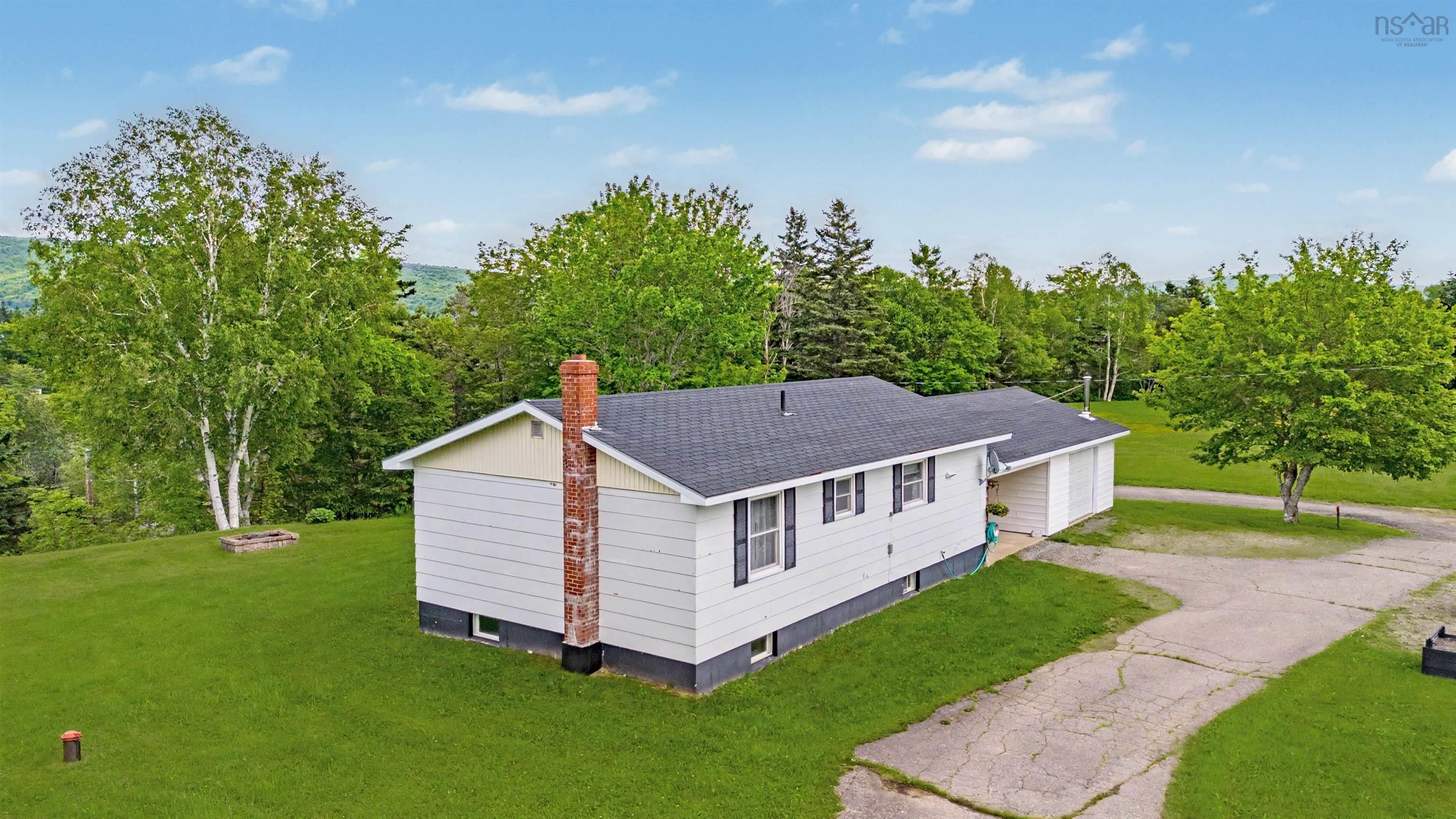 $235,000.00: 88 Church Cross Road, Middle River