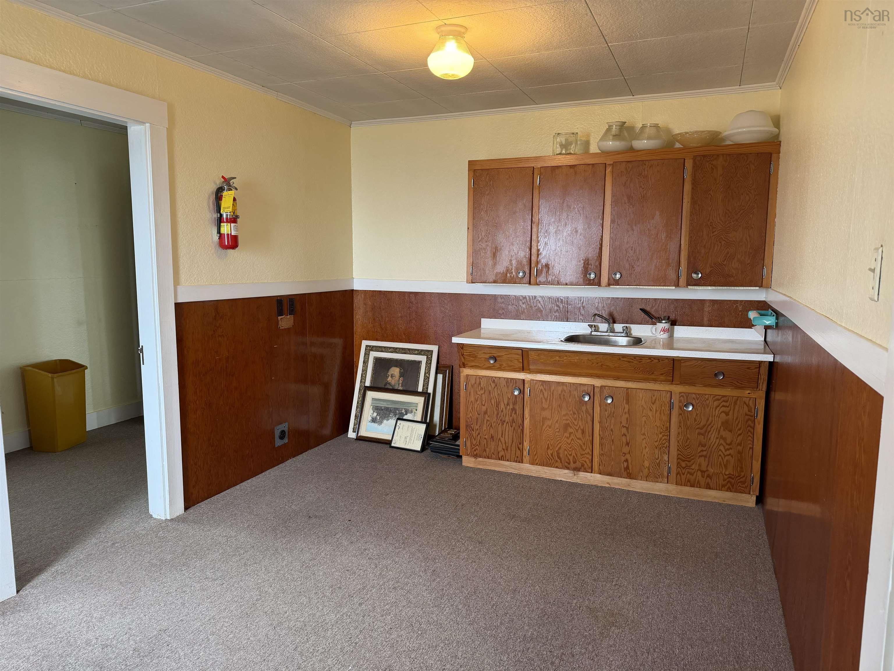 $160,000.00: 2822 Main Street, Clark