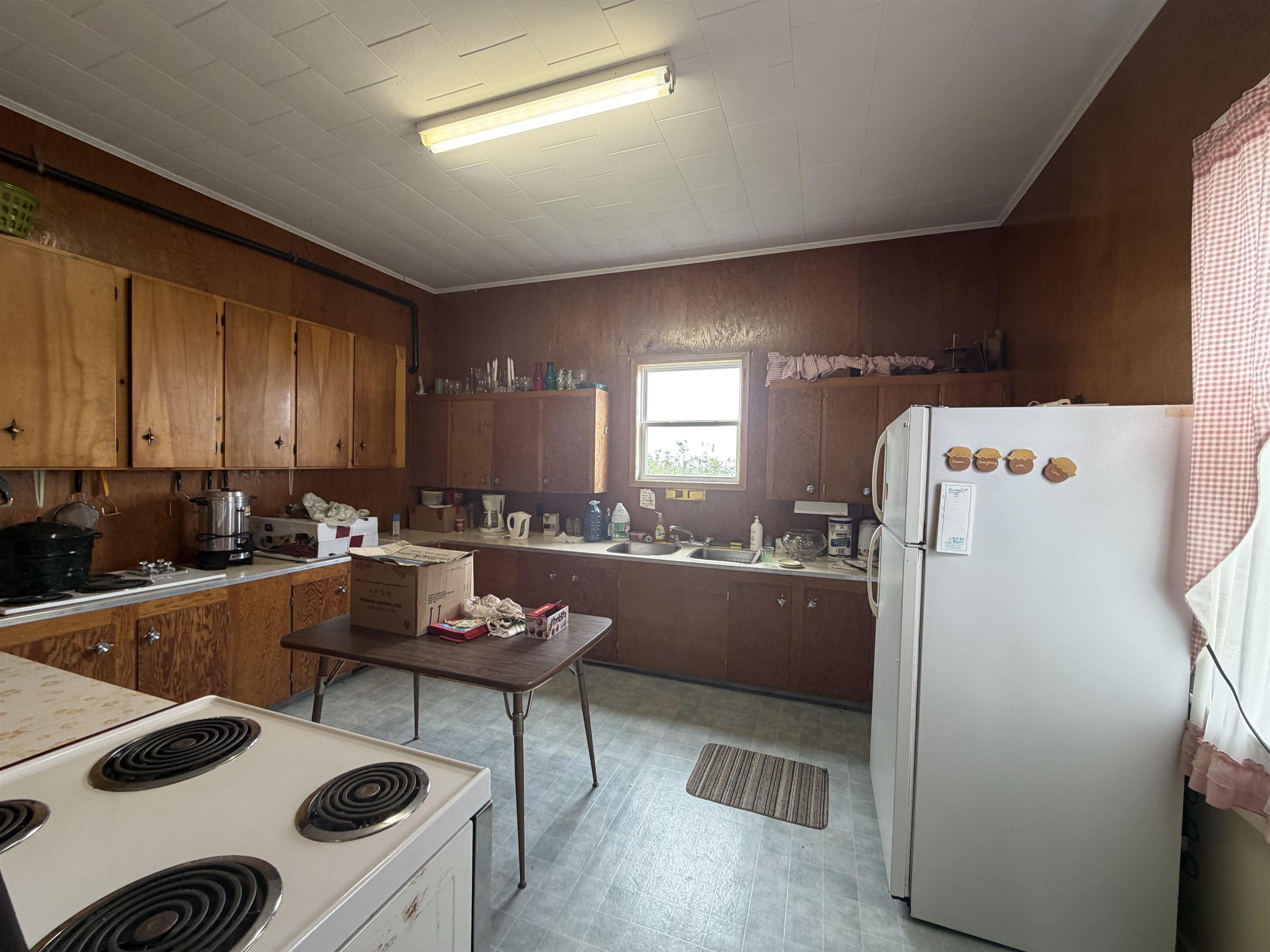 $160,000.00: 2822 Main Street, Clark