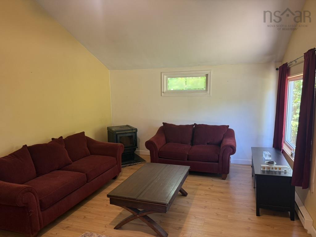 $249,000.00: 5 Birch Lane, Whites Lake