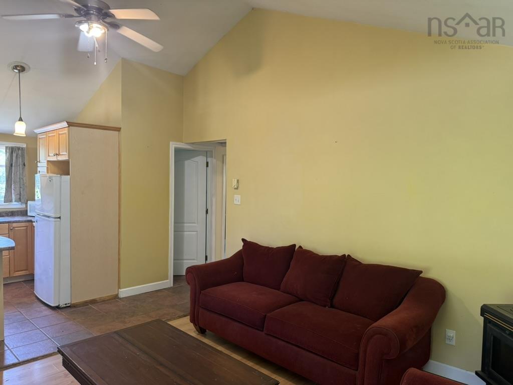 $249,000.00: 5 Birch Lane, Whites Lake