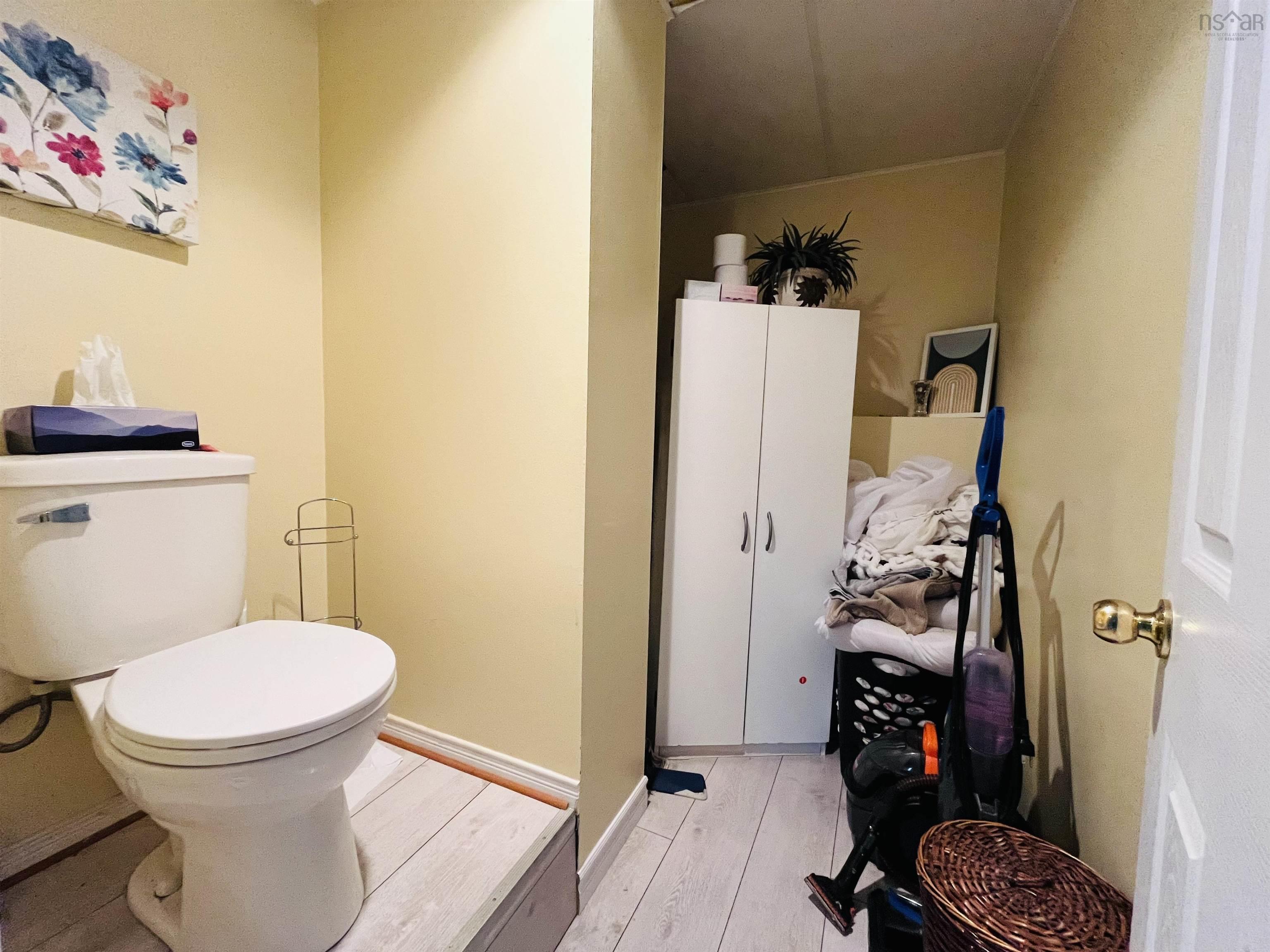 $289,900.00: 21 Snowden Avenue, Amherst