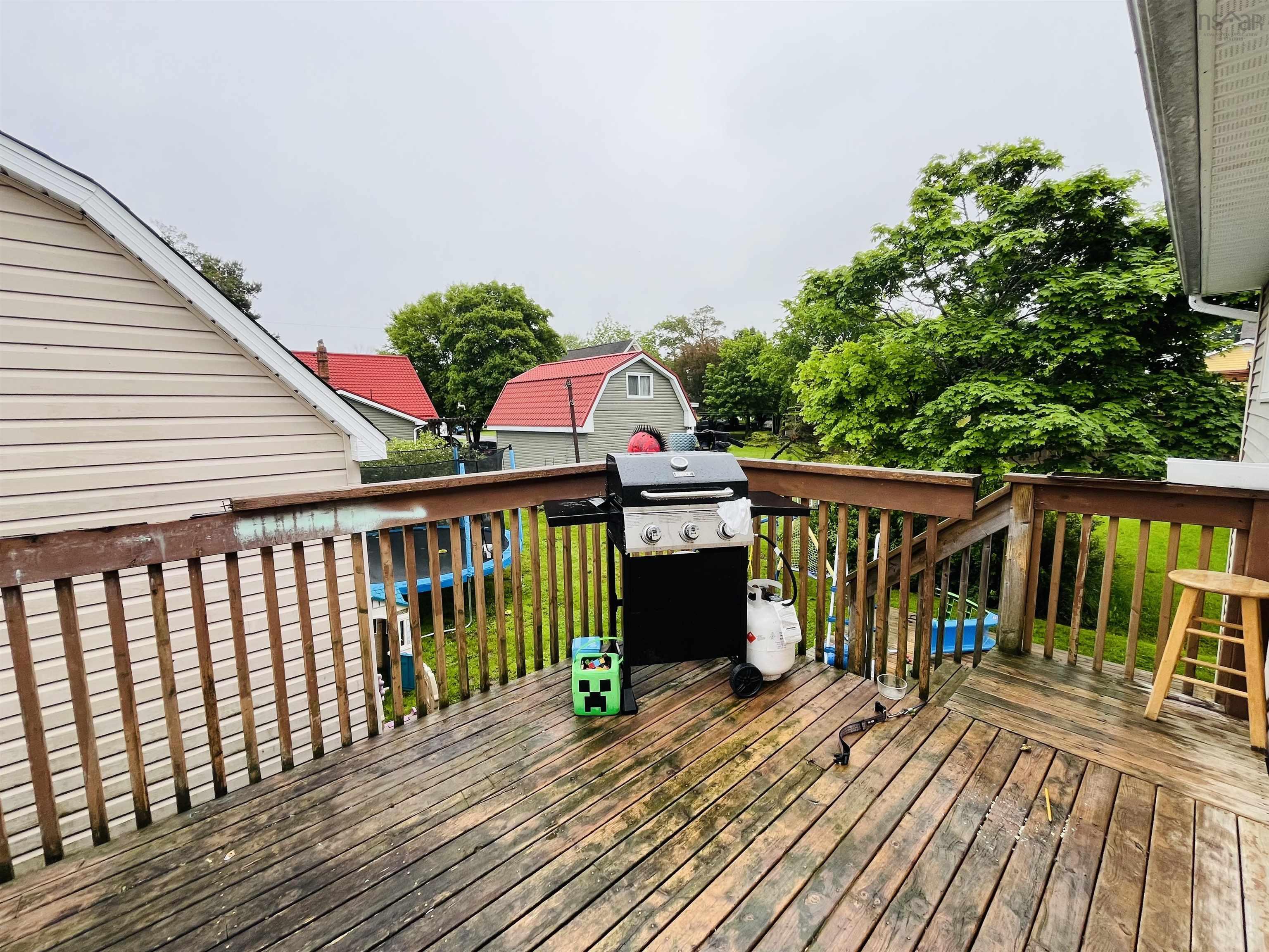 $289,900.00: 21 Snowden Avenue, Amherst