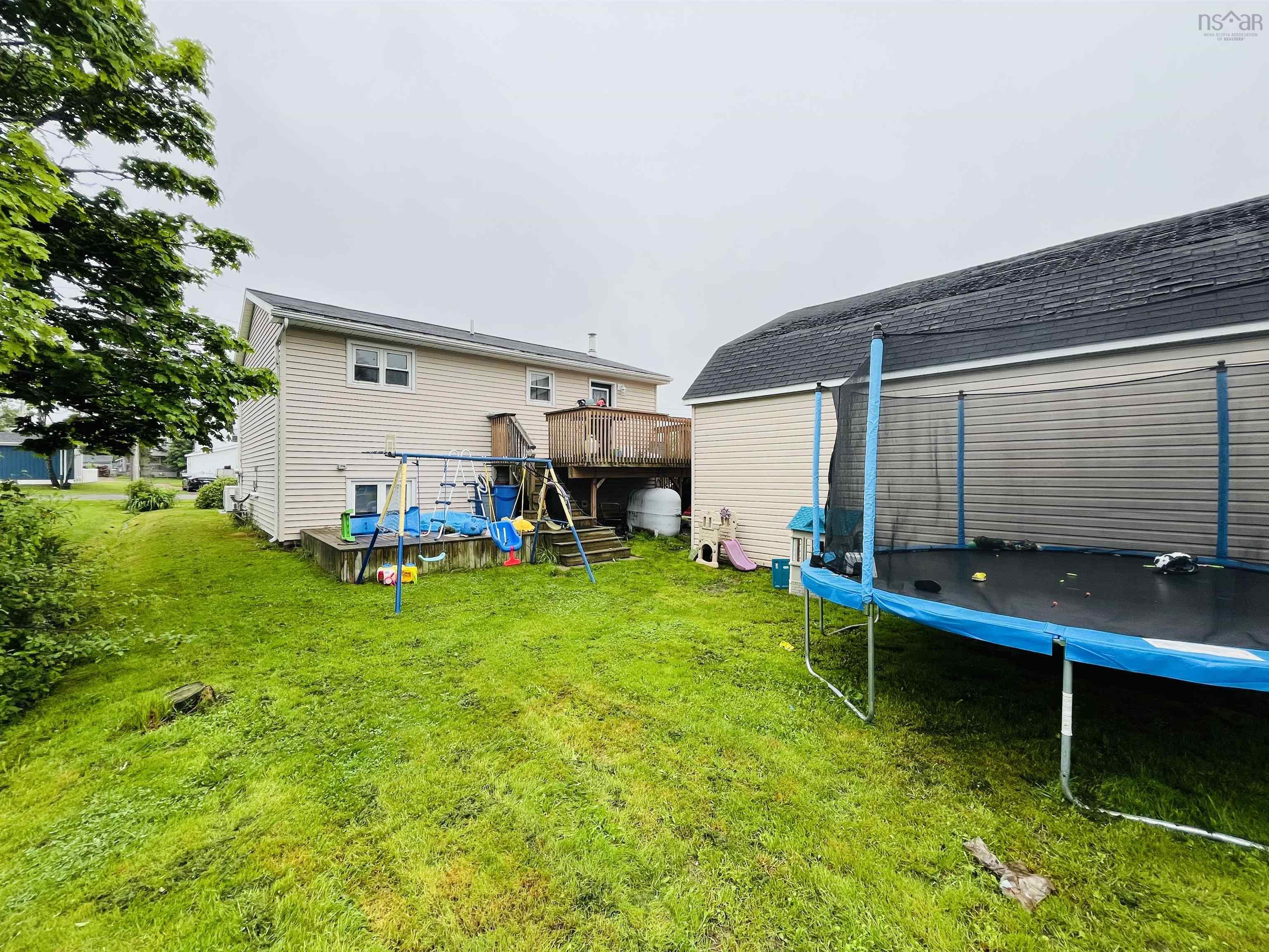 $289,900.00: 21 Snowden Avenue, Amherst