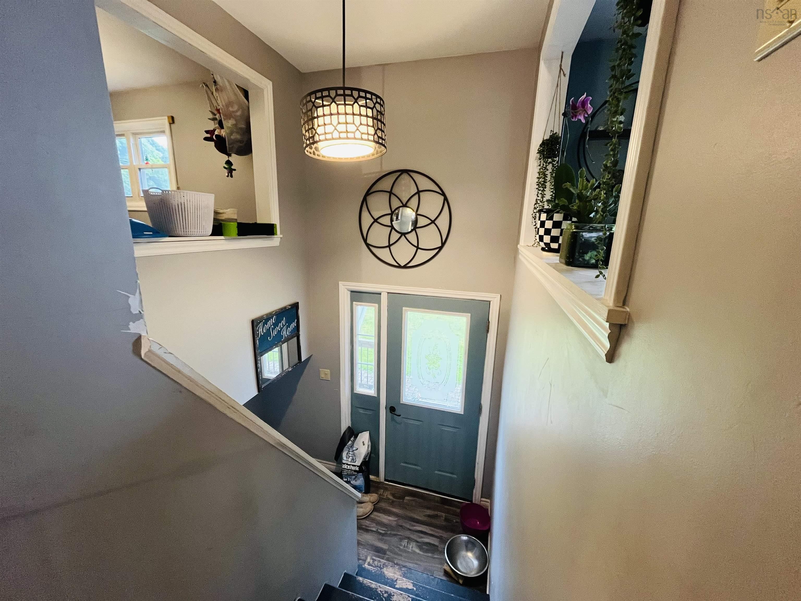 $289,900.00: 21 Snowden Avenue, Amherst