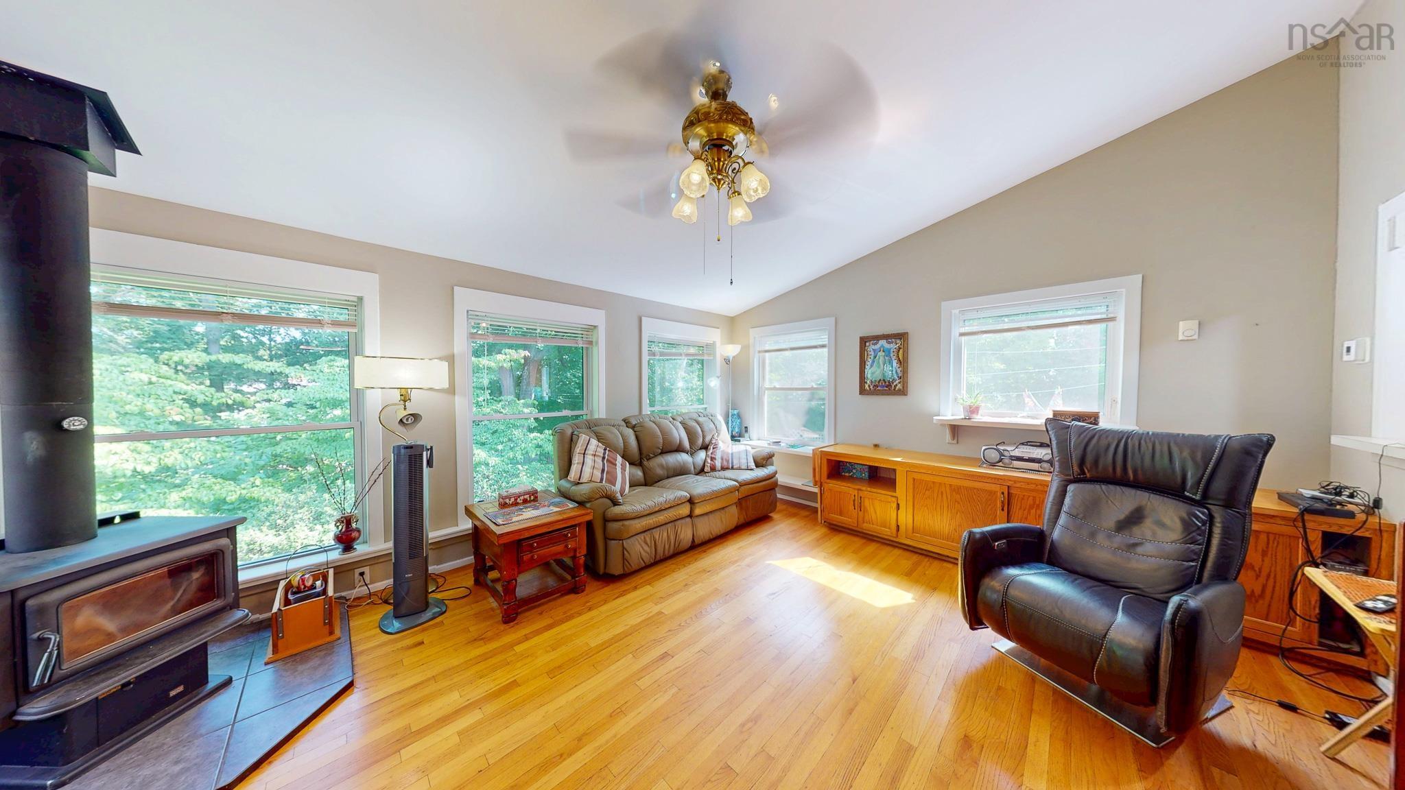 $390,000.00: 11 PARKVIEW Road, Kentville