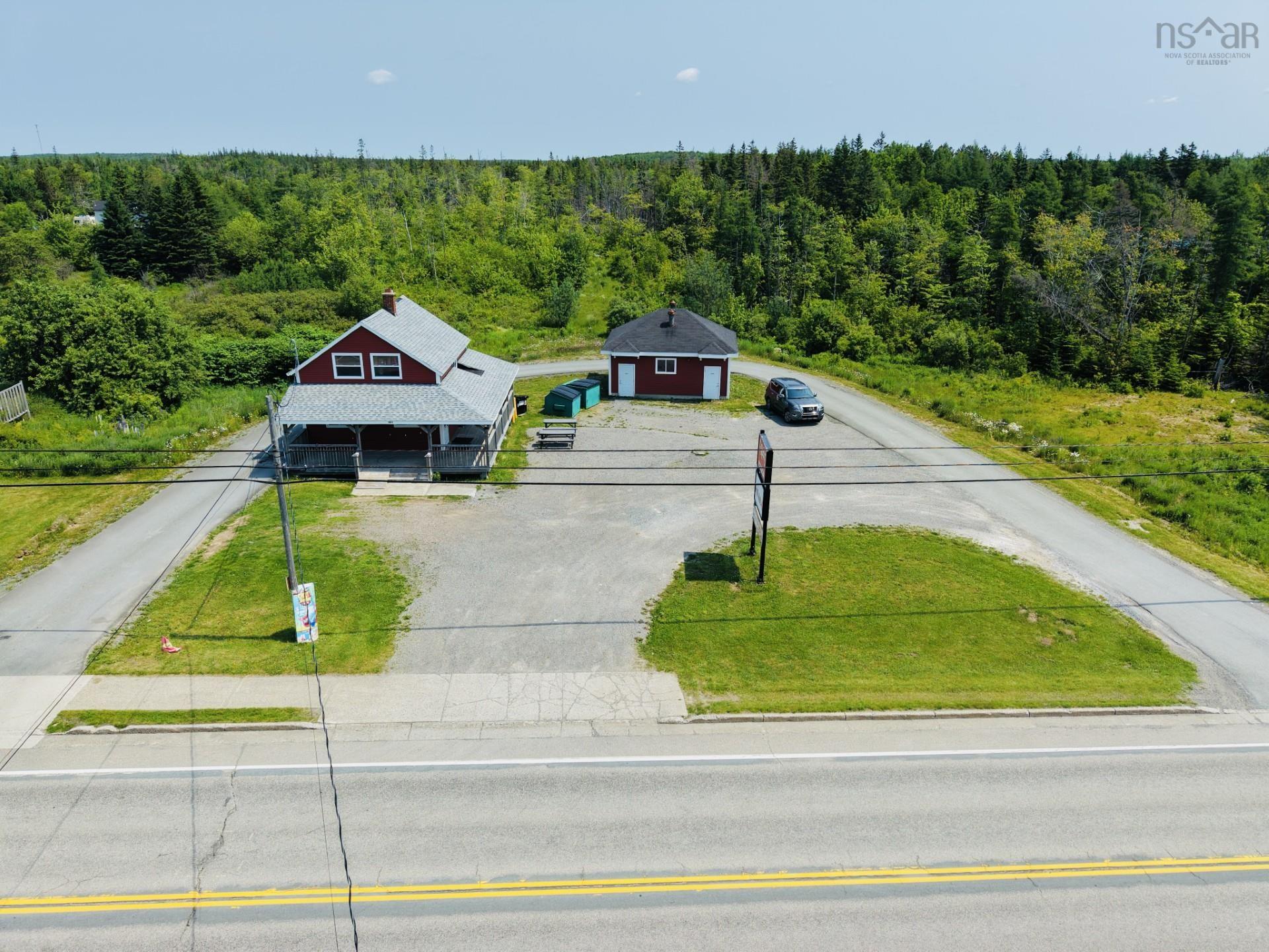 $385,000.00: 2011 Louisbourg Highway, Mira Road
