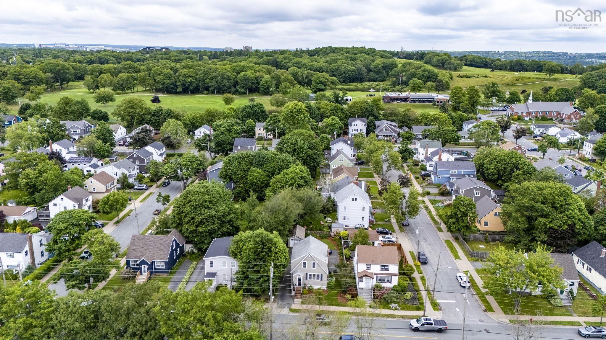 140 Victoria Road, Dartmouth, NS (MLS 202616618)
