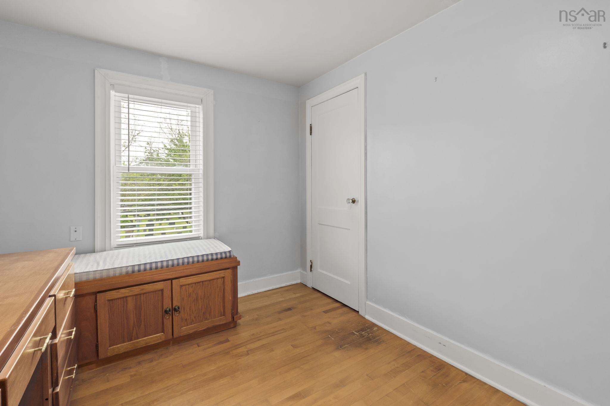 140 Victoria Road, Dartmouth, NS (MLS 202616618)