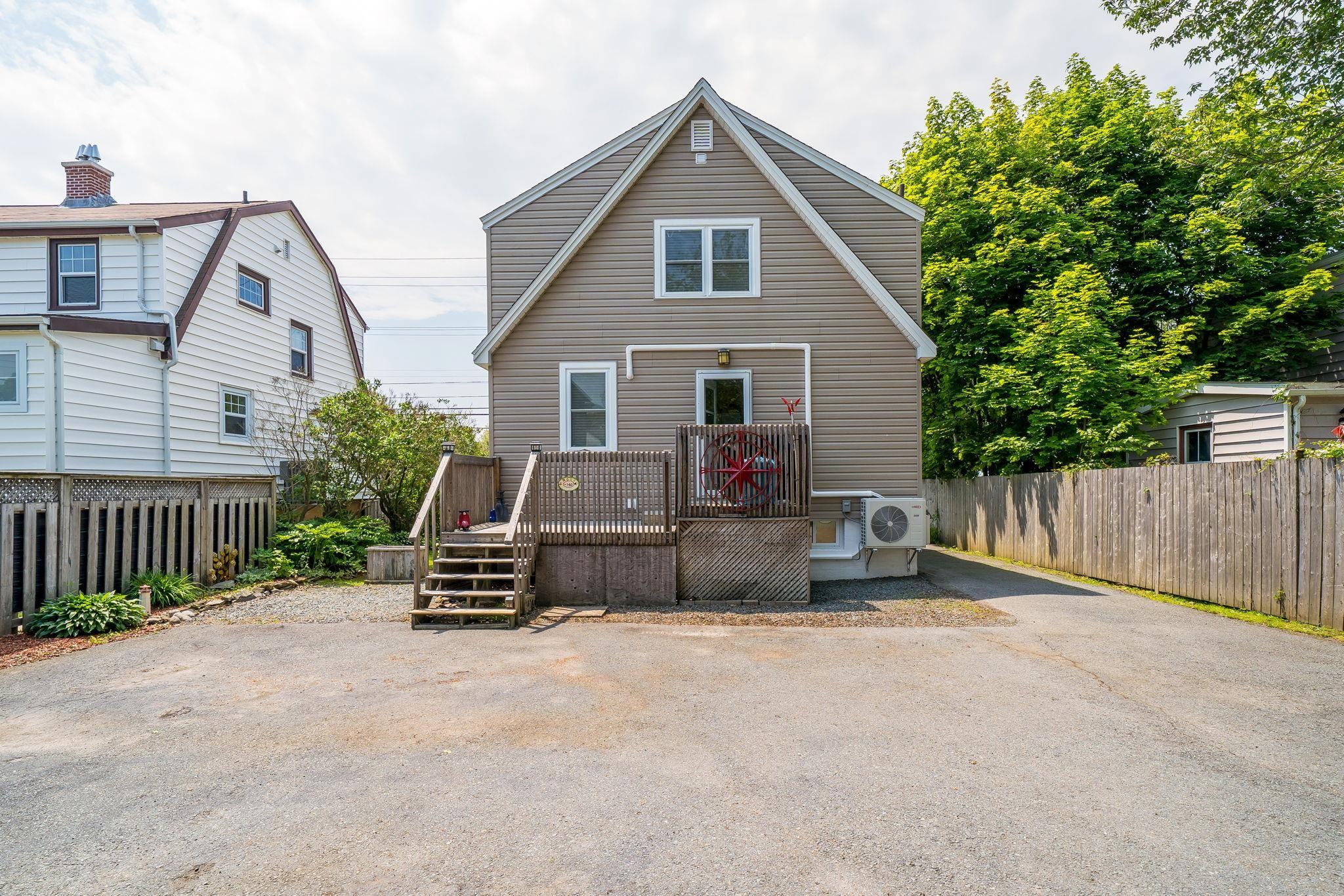 140 Victoria Road, Dartmouth, NS (MLS 202616618)