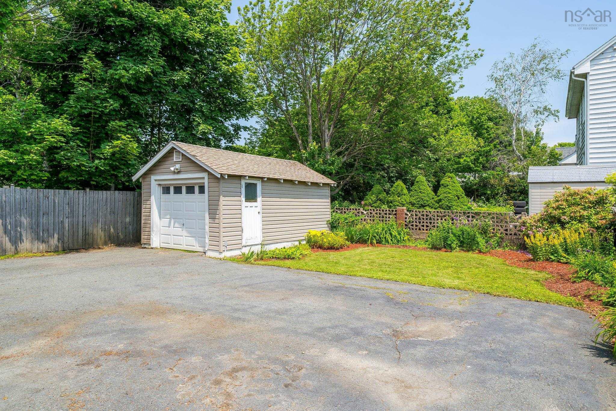140 Victoria Road, Dartmouth, NS (MLS 202616618)