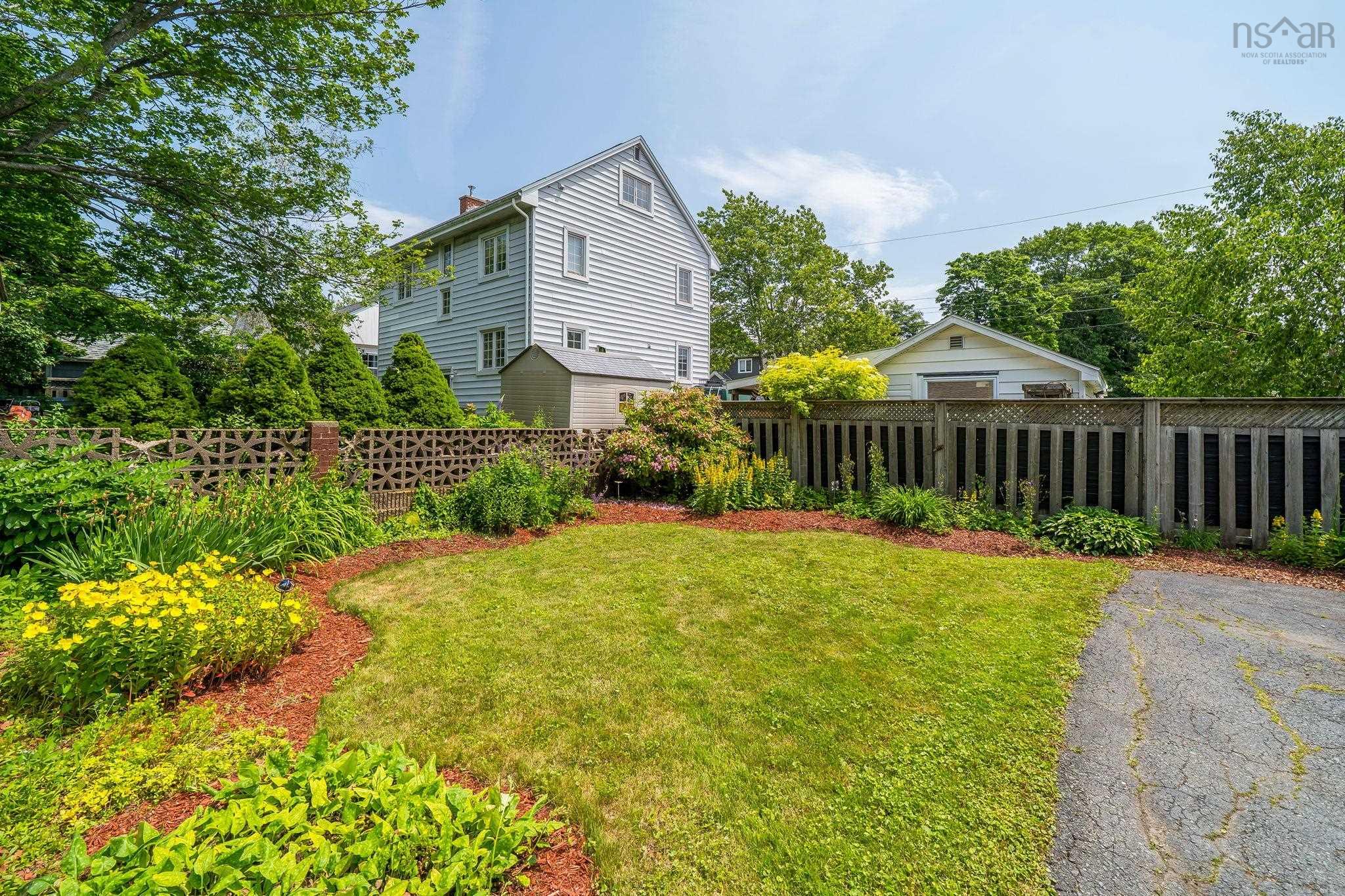 140 Victoria Road, Dartmouth, NS (MLS 202616618)