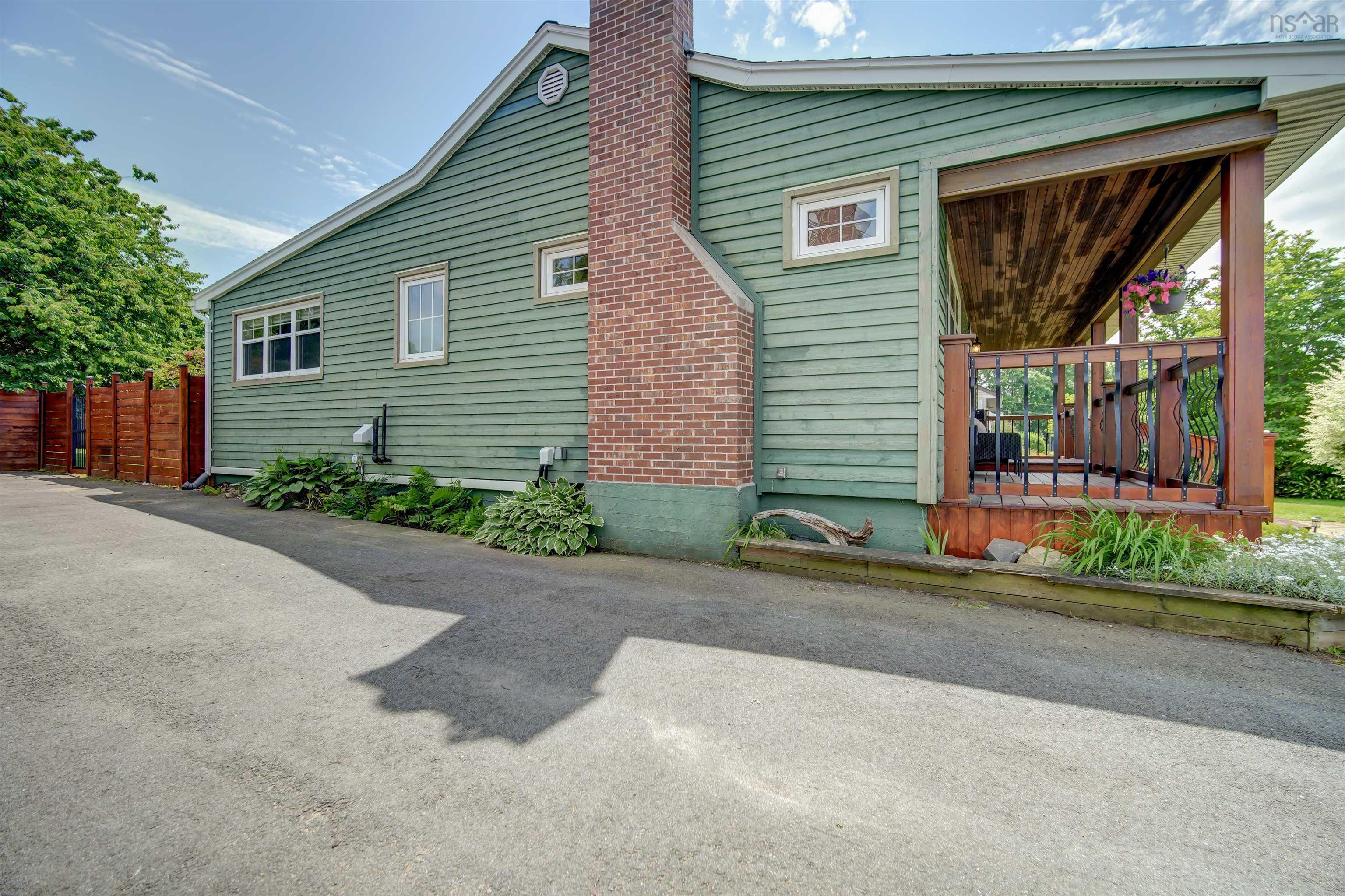 6 Stevens Road, Dartmouth, NS (MLS 202616642)
