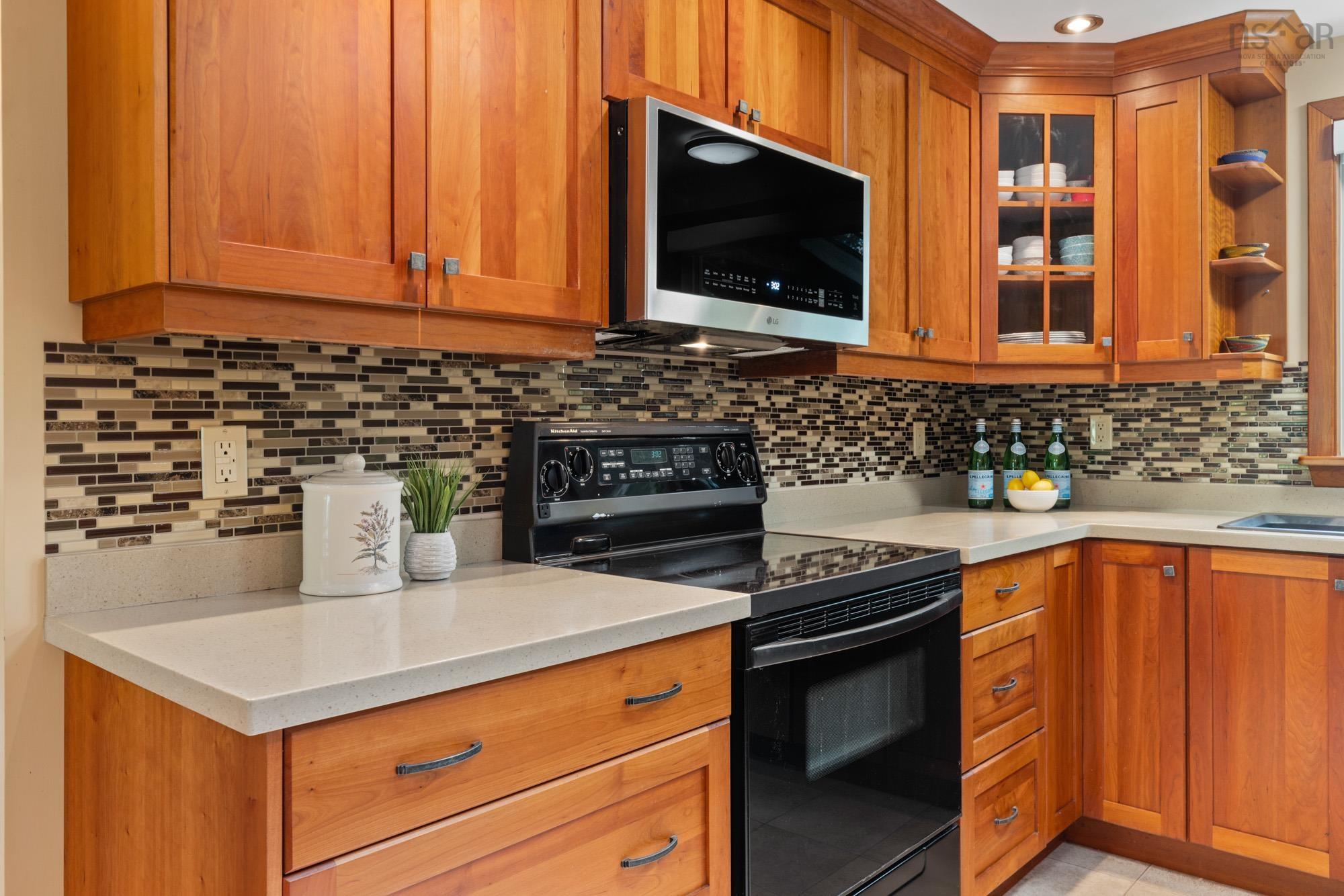 242 Rolling Hills Drive, Waverley, NS (MLS 202616722)