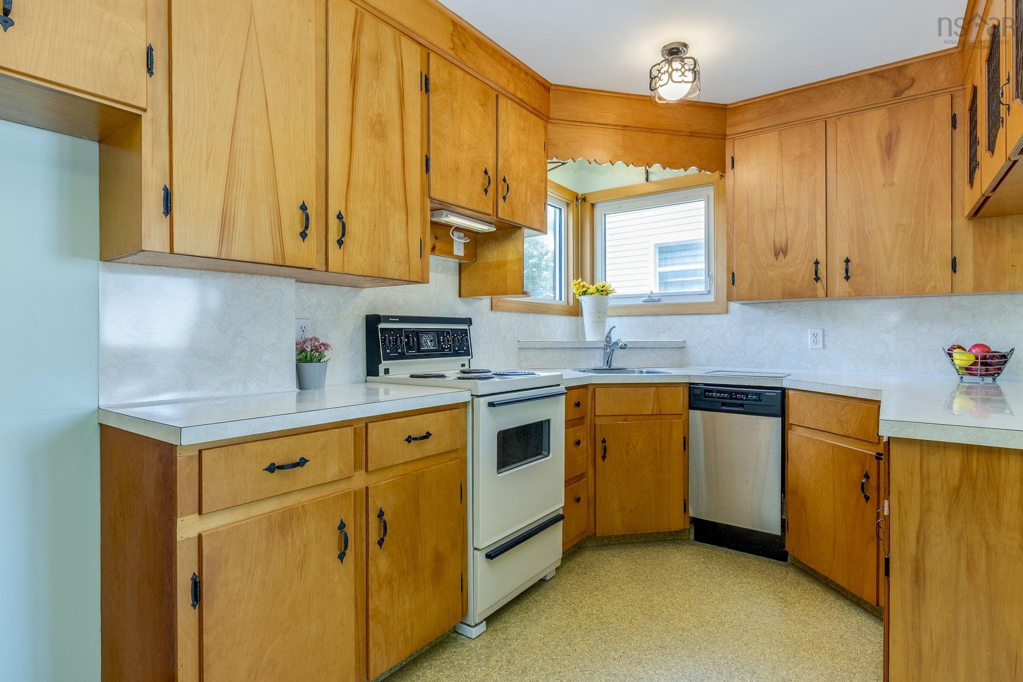 3824 Basinview Drive, Halifax Peninsula, NS (MLS 202616738)