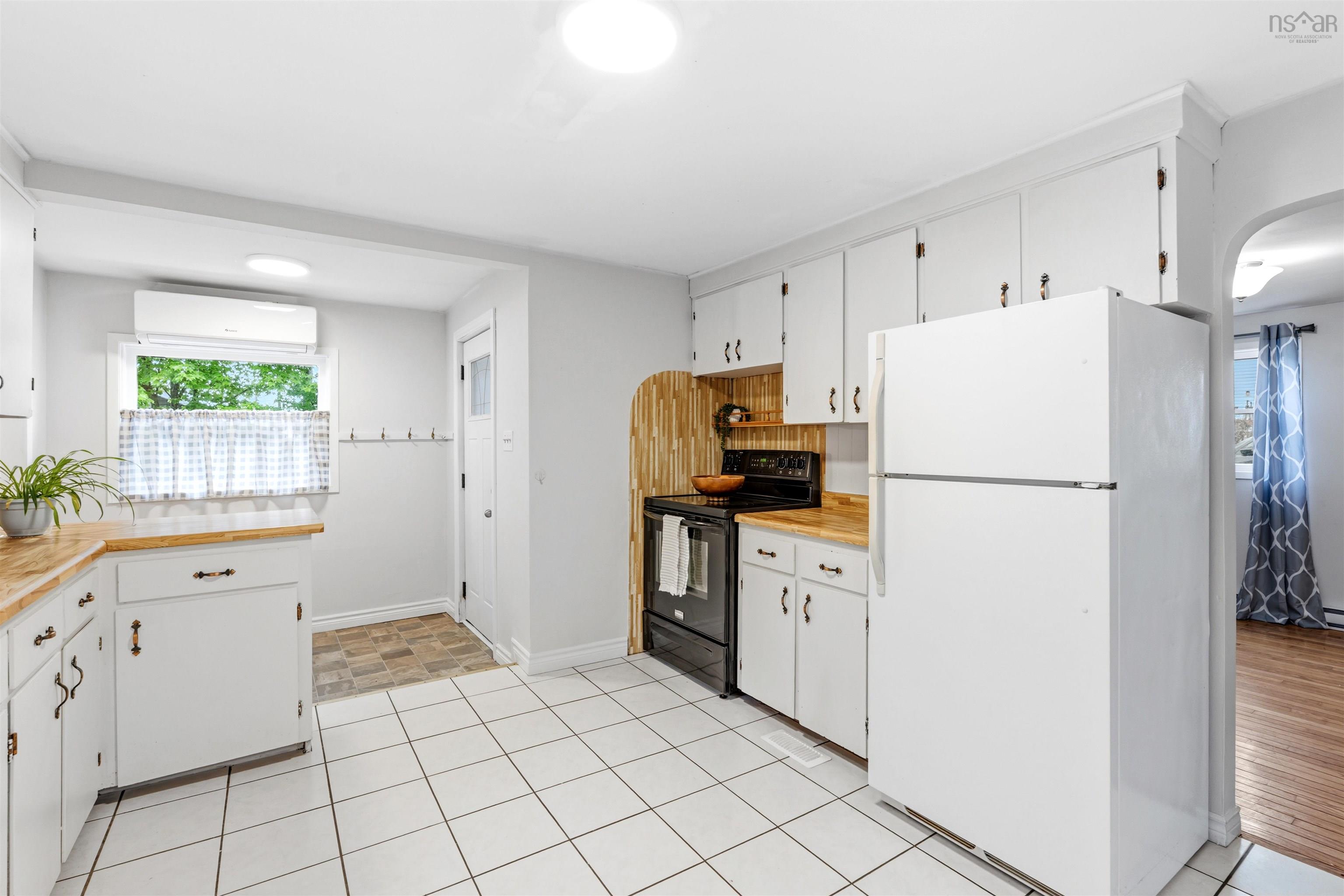 20 Pine Grove Drive, Halifax, NS (MLS 202616851)