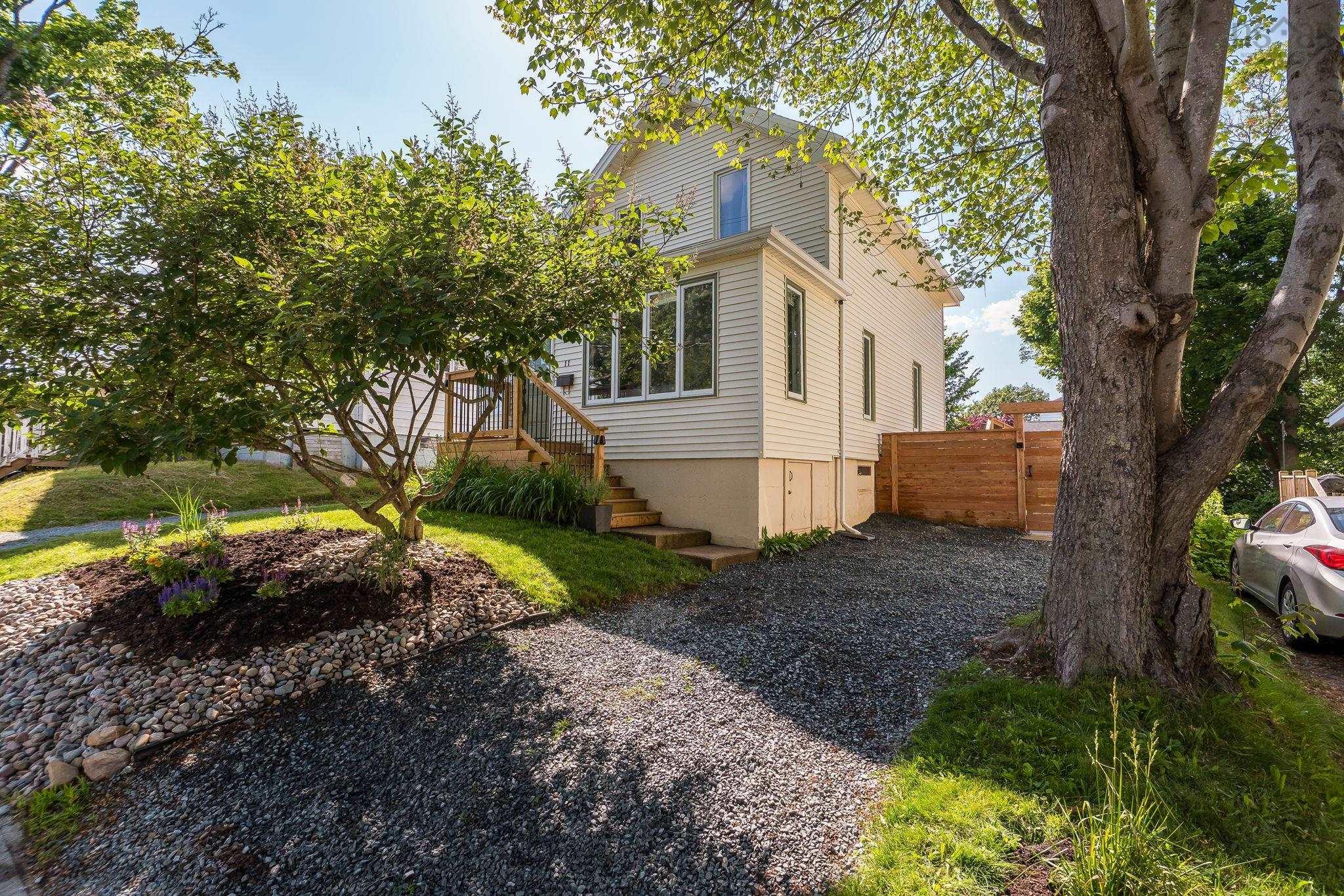 11 Sinclair Street, Dartmouth, NS (MLS 202616853)