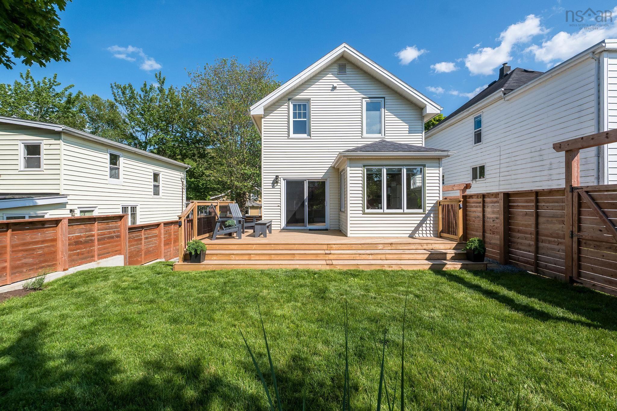 11 Sinclair Street, Dartmouth, NS (MLS 202616853)