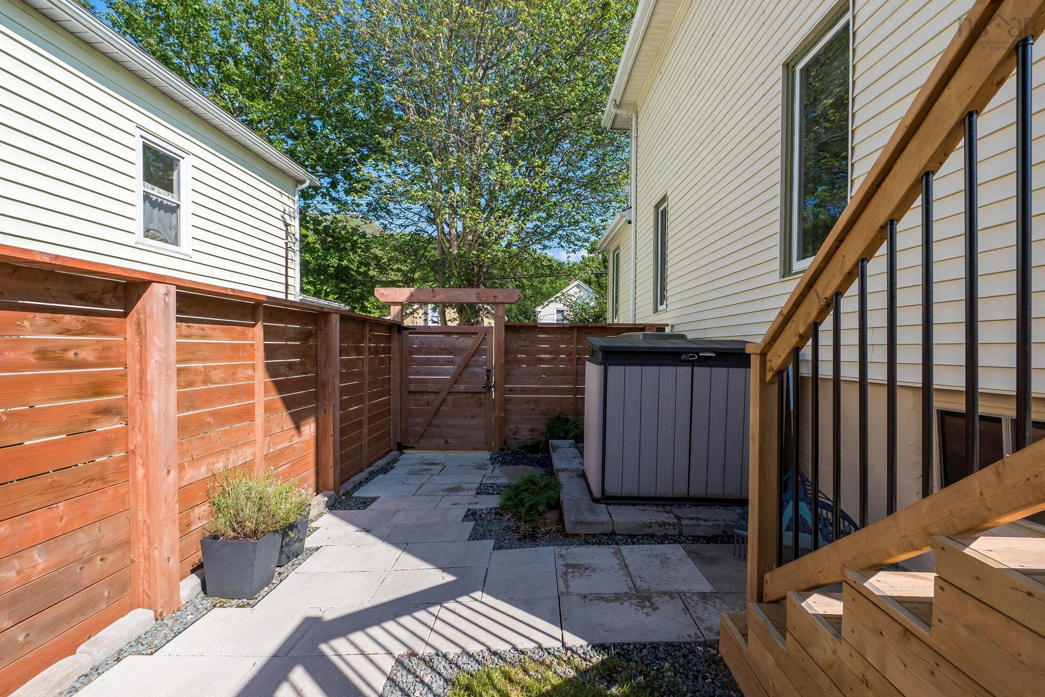 11 Sinclair Street, Dartmouth, NS (MLS 202616853)