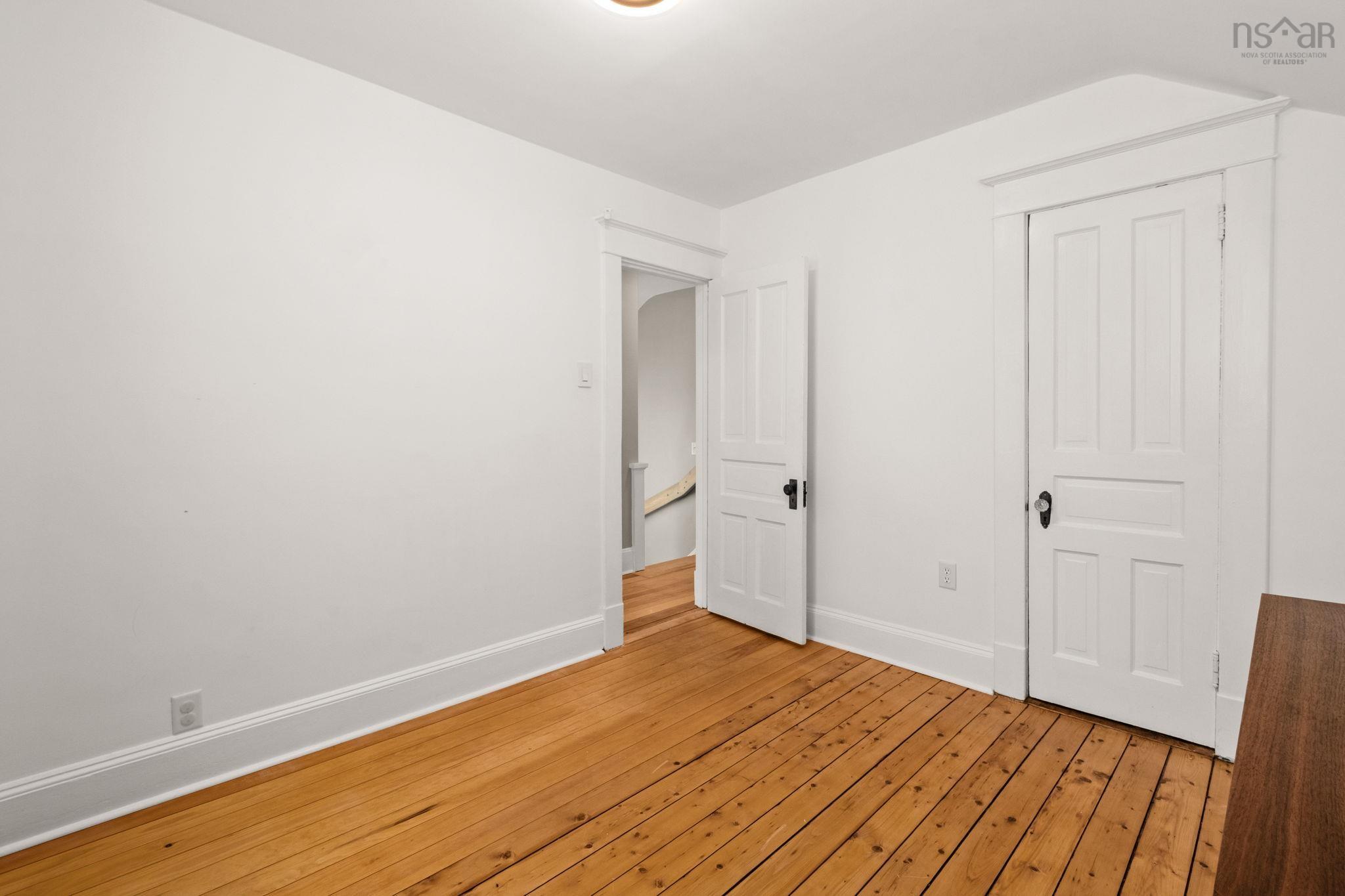 11 Sinclair Street, Dartmouth, NS (MLS 202616853)