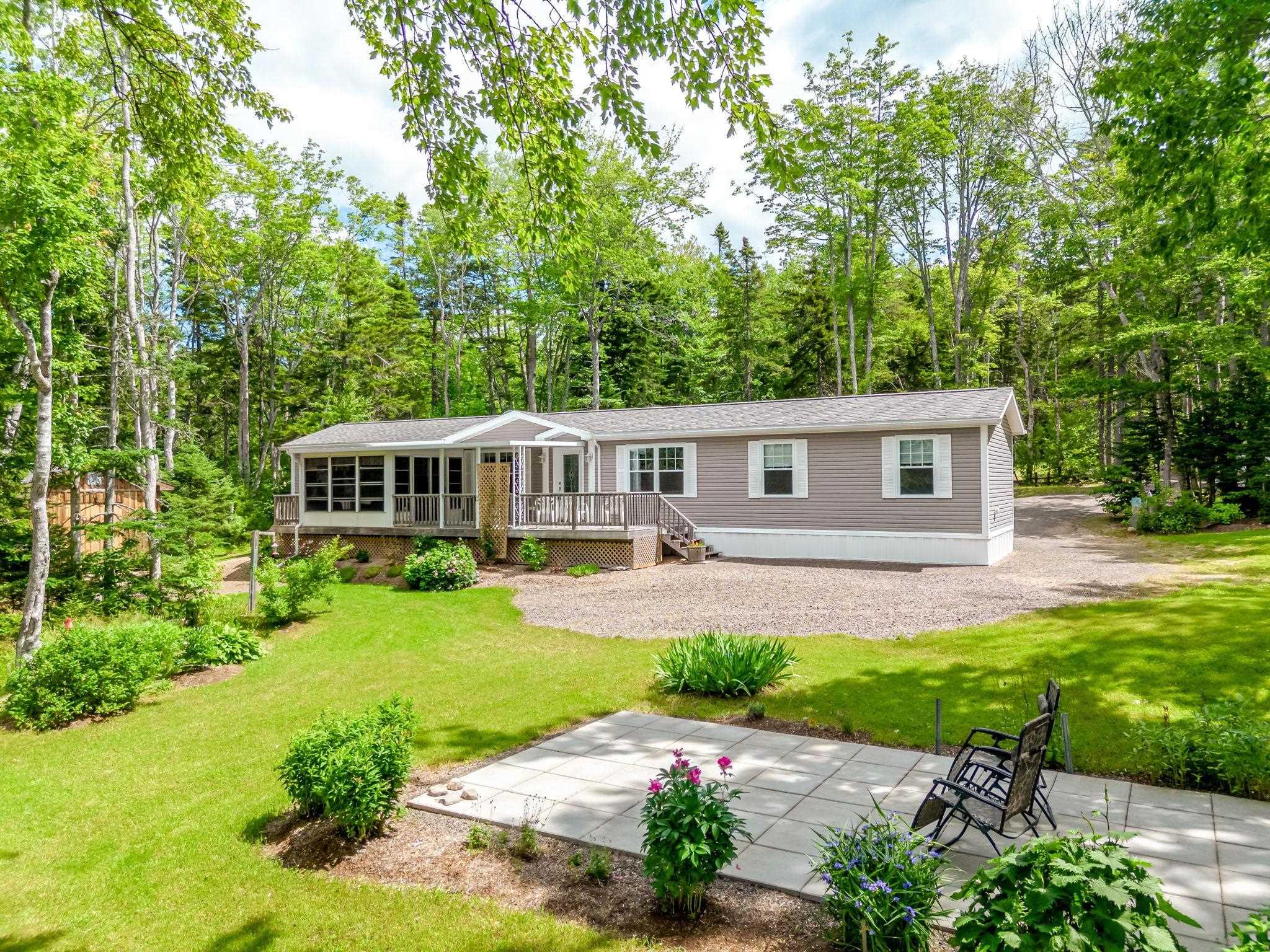$444,000.00: 633 ADAMS Road, New Albany