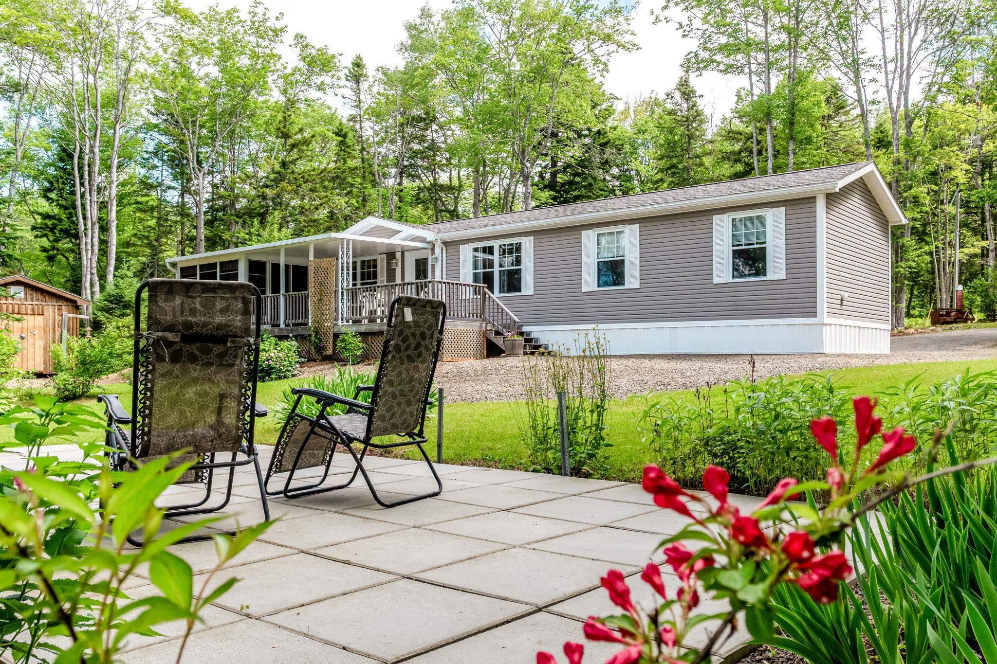 $444,000.00: 633 ADAMS Road, New Albany