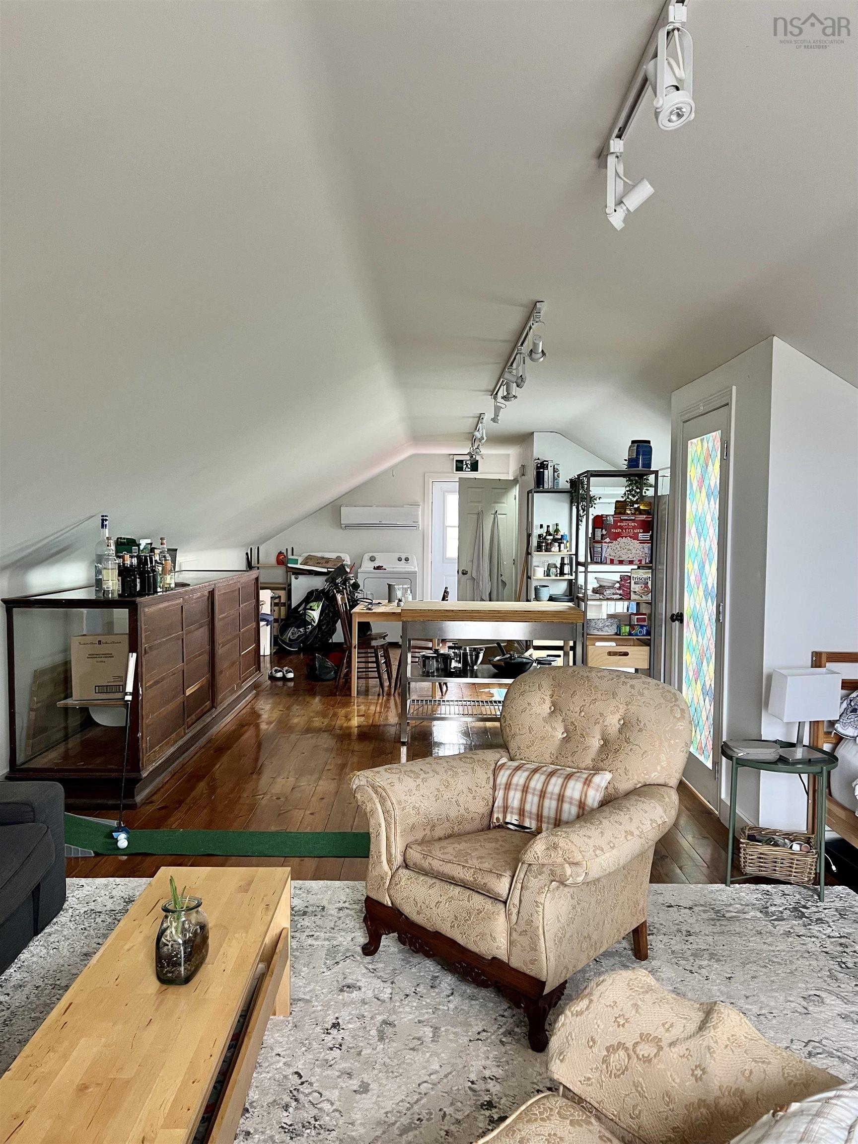 $799,000.00: 15876 Central Avenue, Inverness