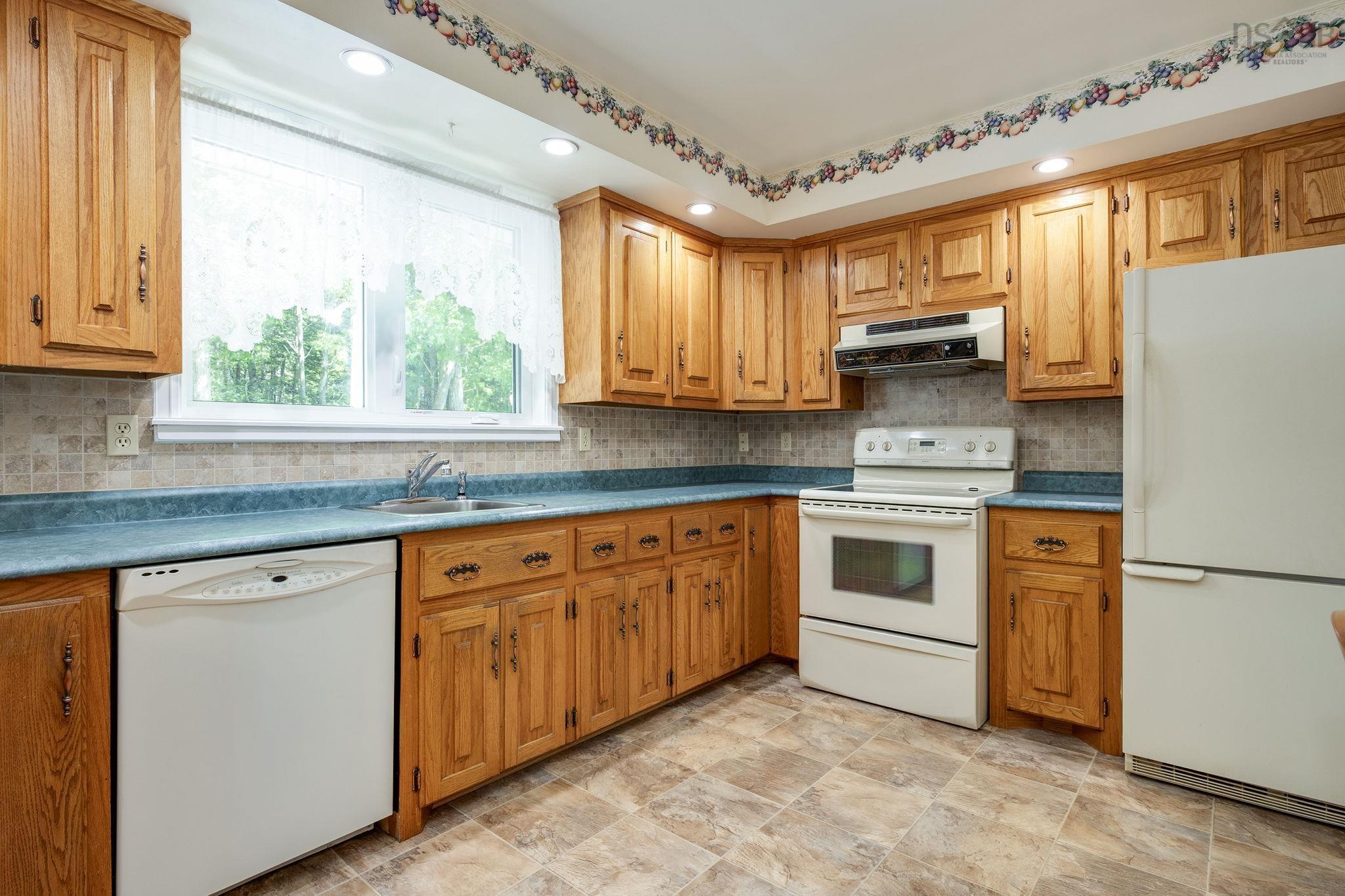 $499,900.00: 49 Cartier Crescent, Lower Sackville