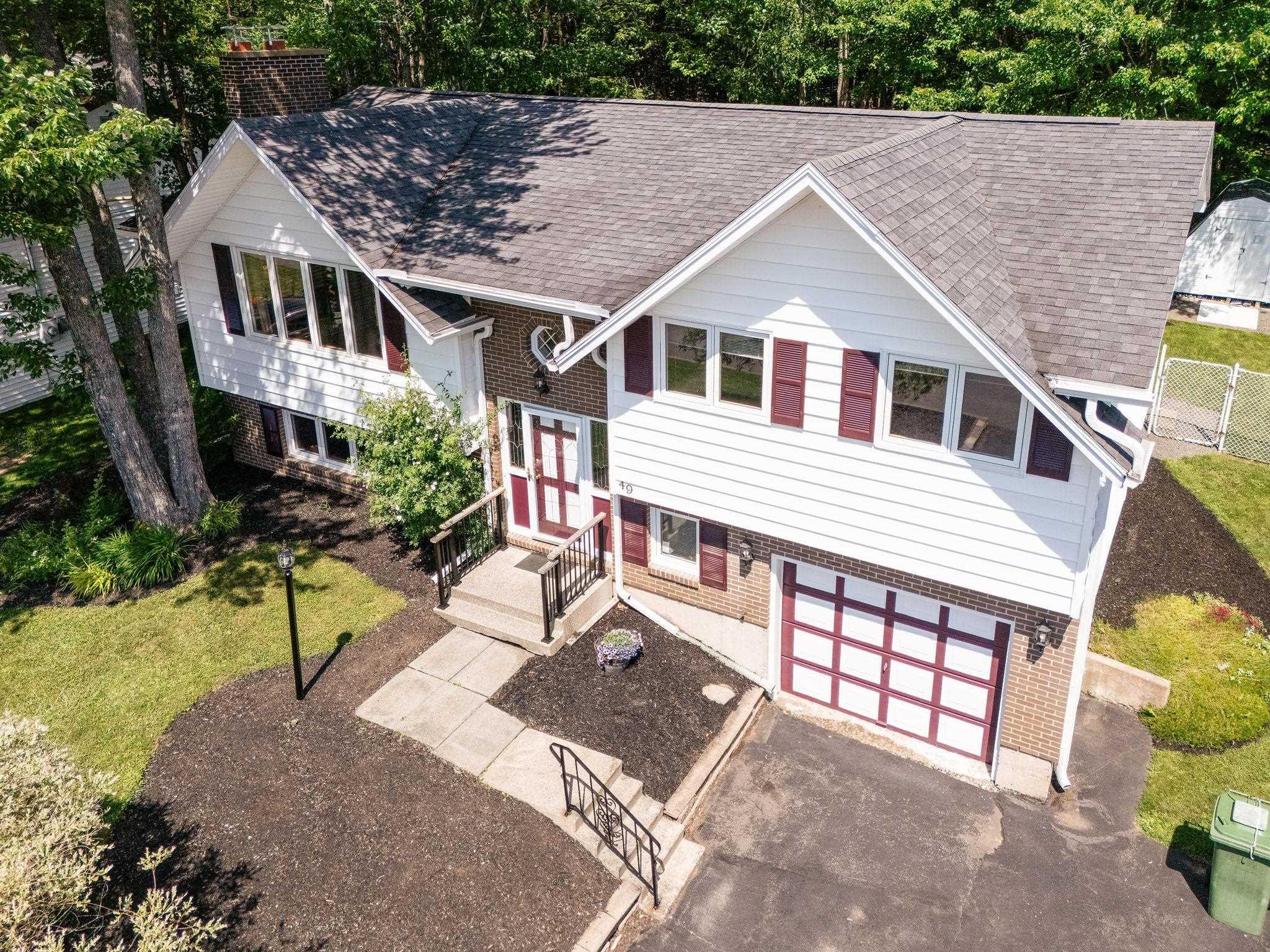 $499,900.00: 49 Cartier Crescent, Lower Sackville