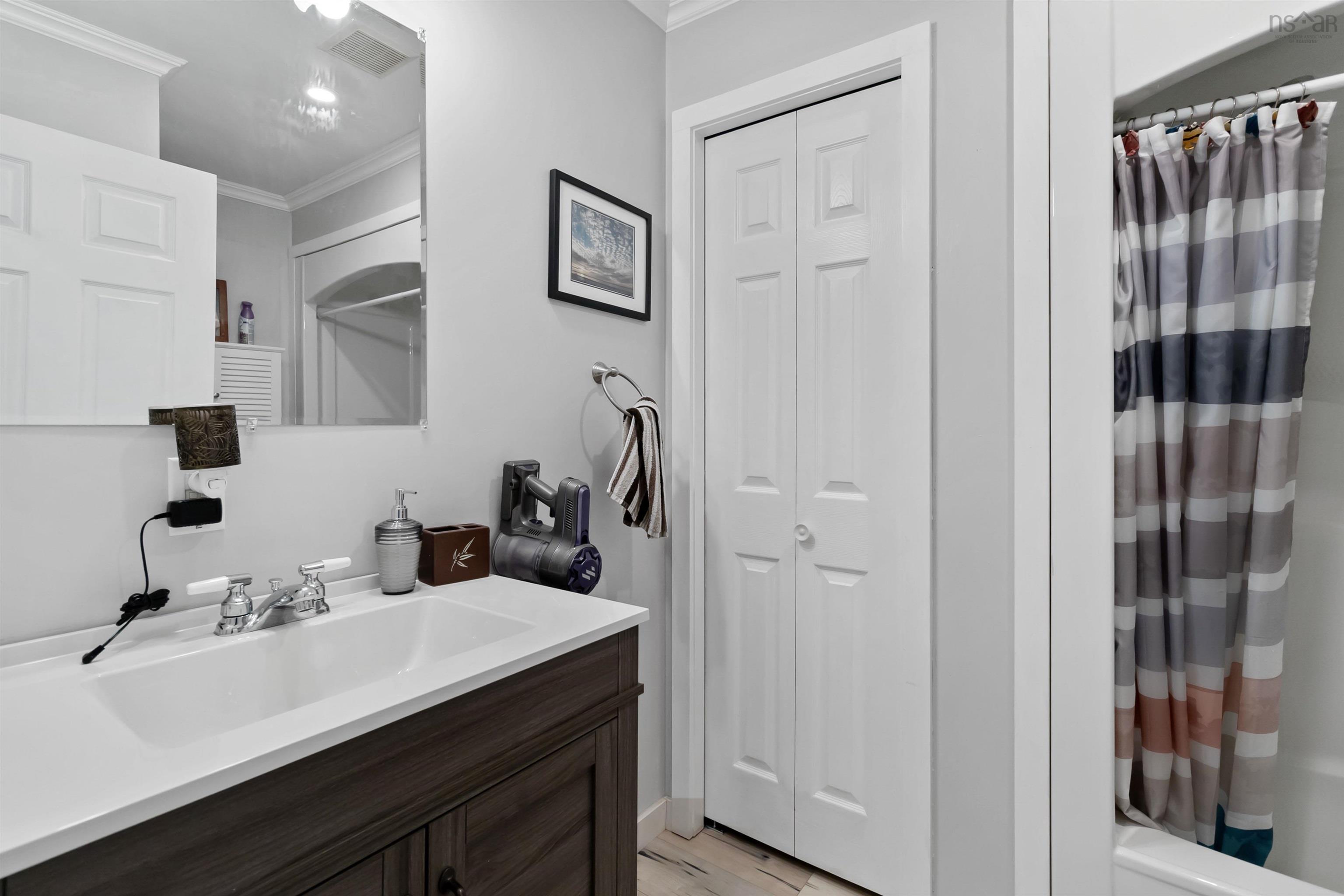 $489,000.00: 47 Paces Lane, Roseway