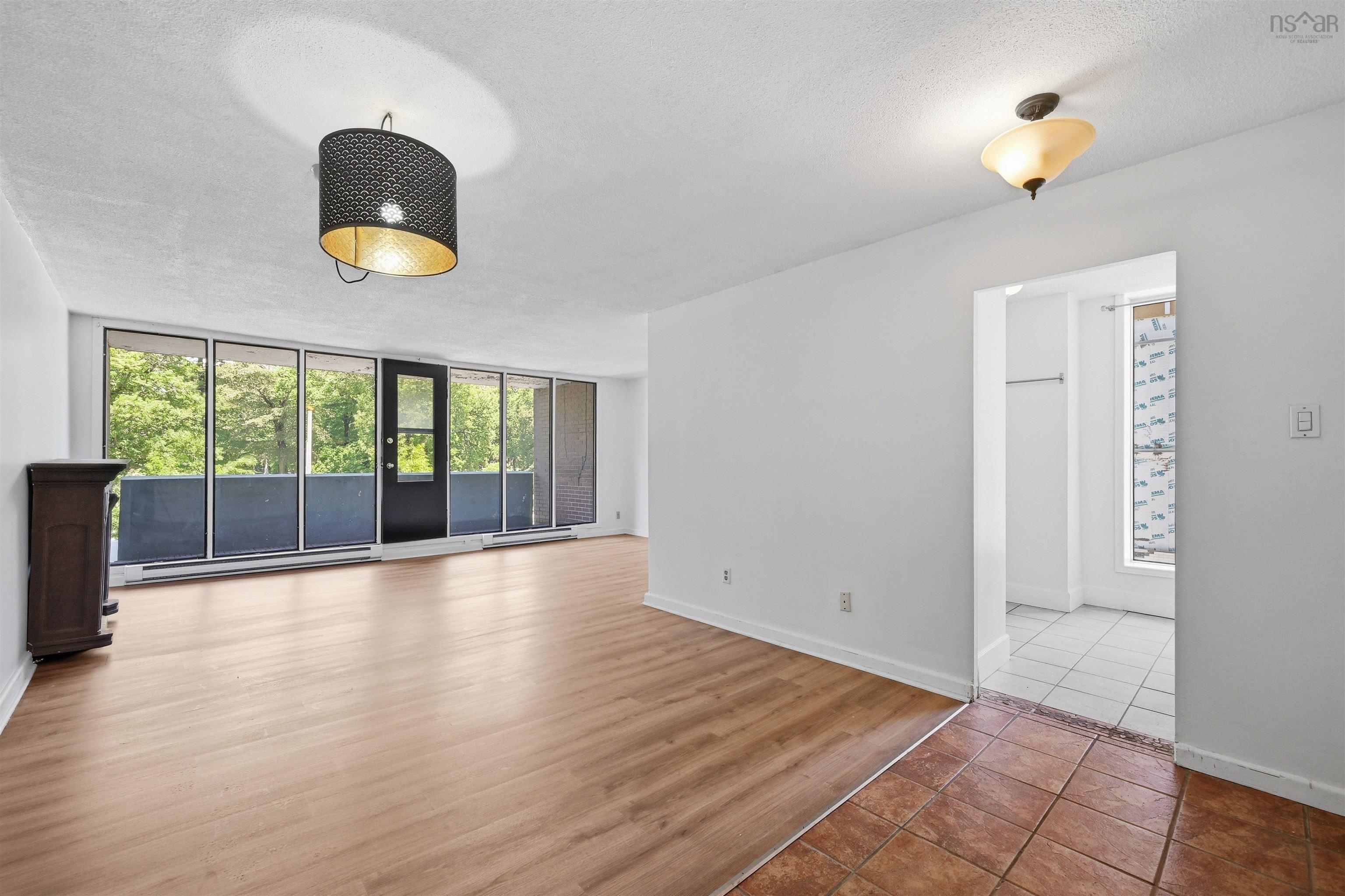 210 5959 Spring Garden Road, Halifax, NS (MLS 202616915)