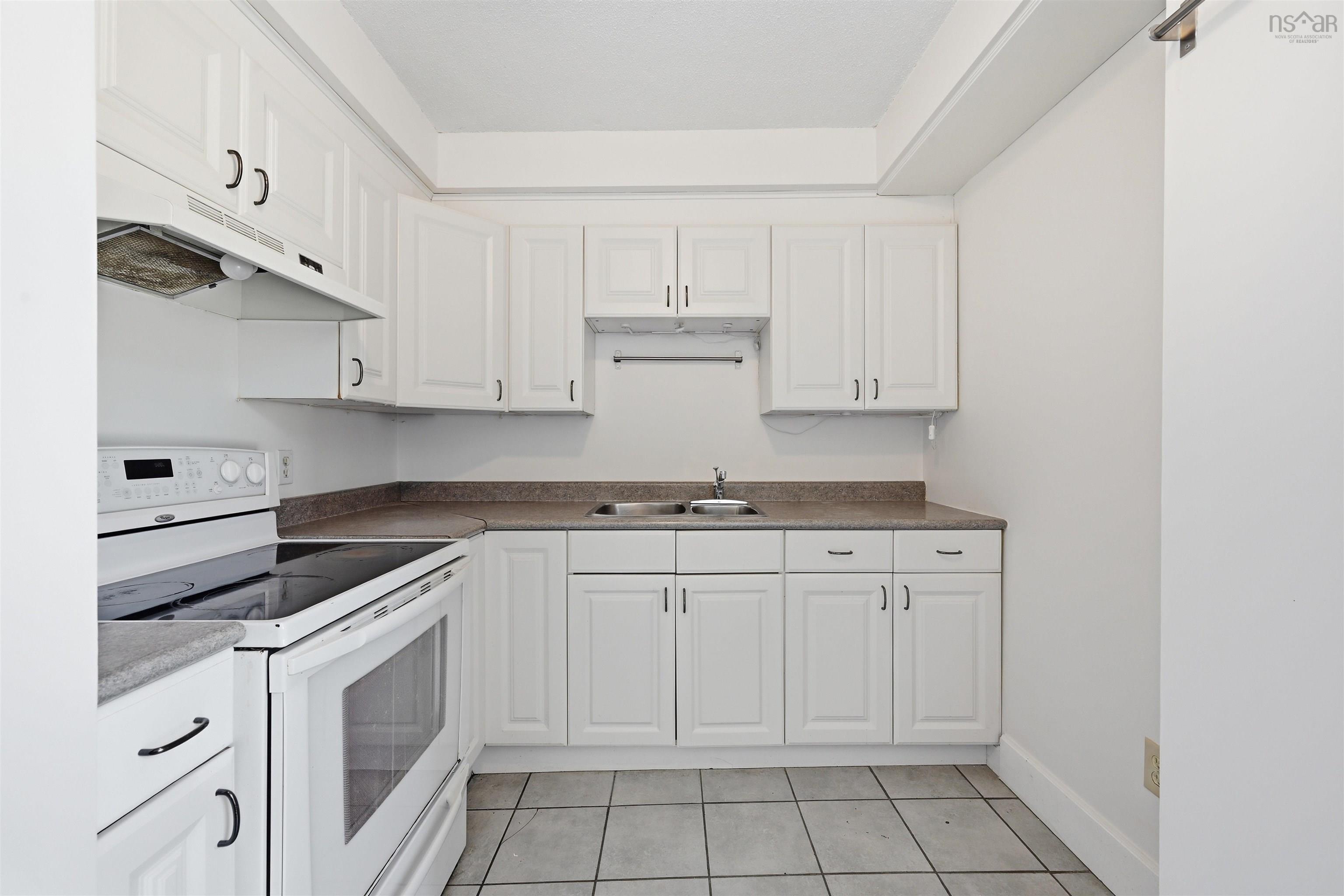 210 5959 Spring Garden Road, Halifax, NS (MLS 202616915)