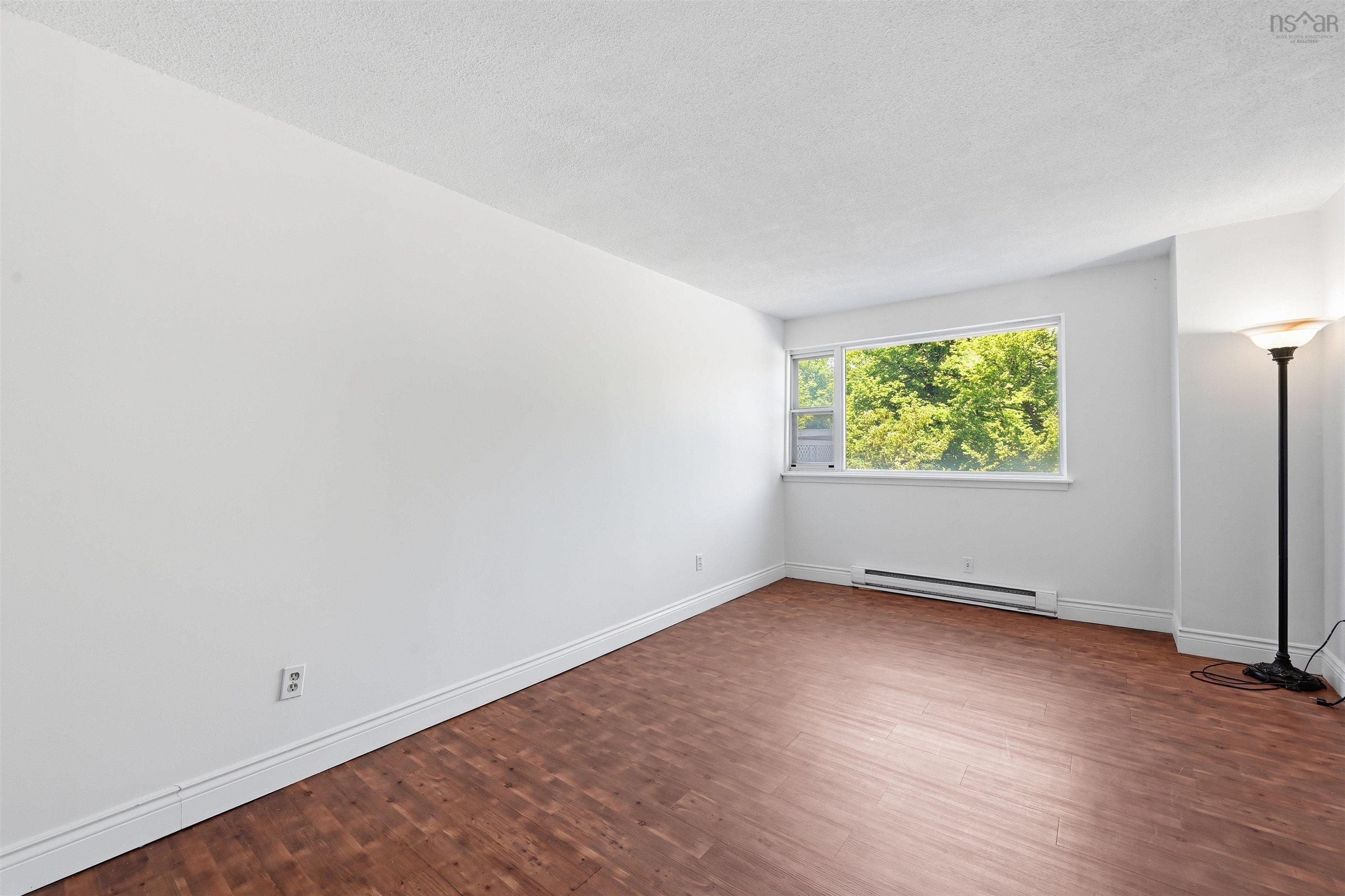 210 5959 Spring Garden Road, Halifax, NS (MLS 202616915)