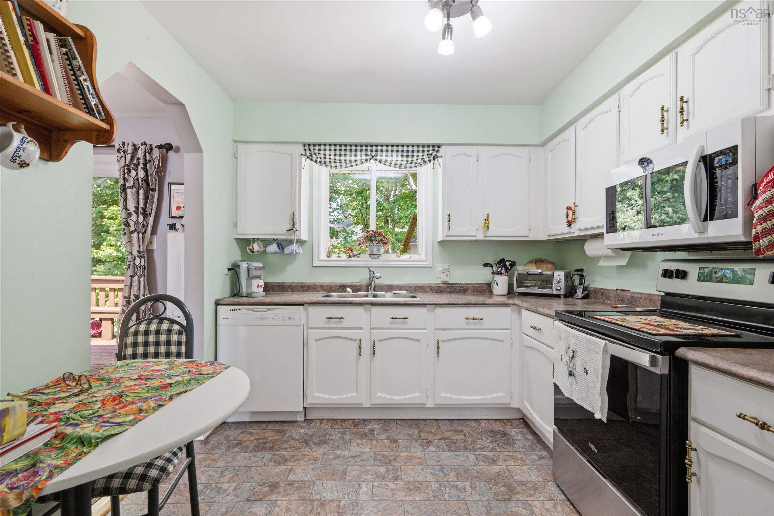 73 Wynn Castle Drive, Lower Sackville, NS (MLS 202616918)