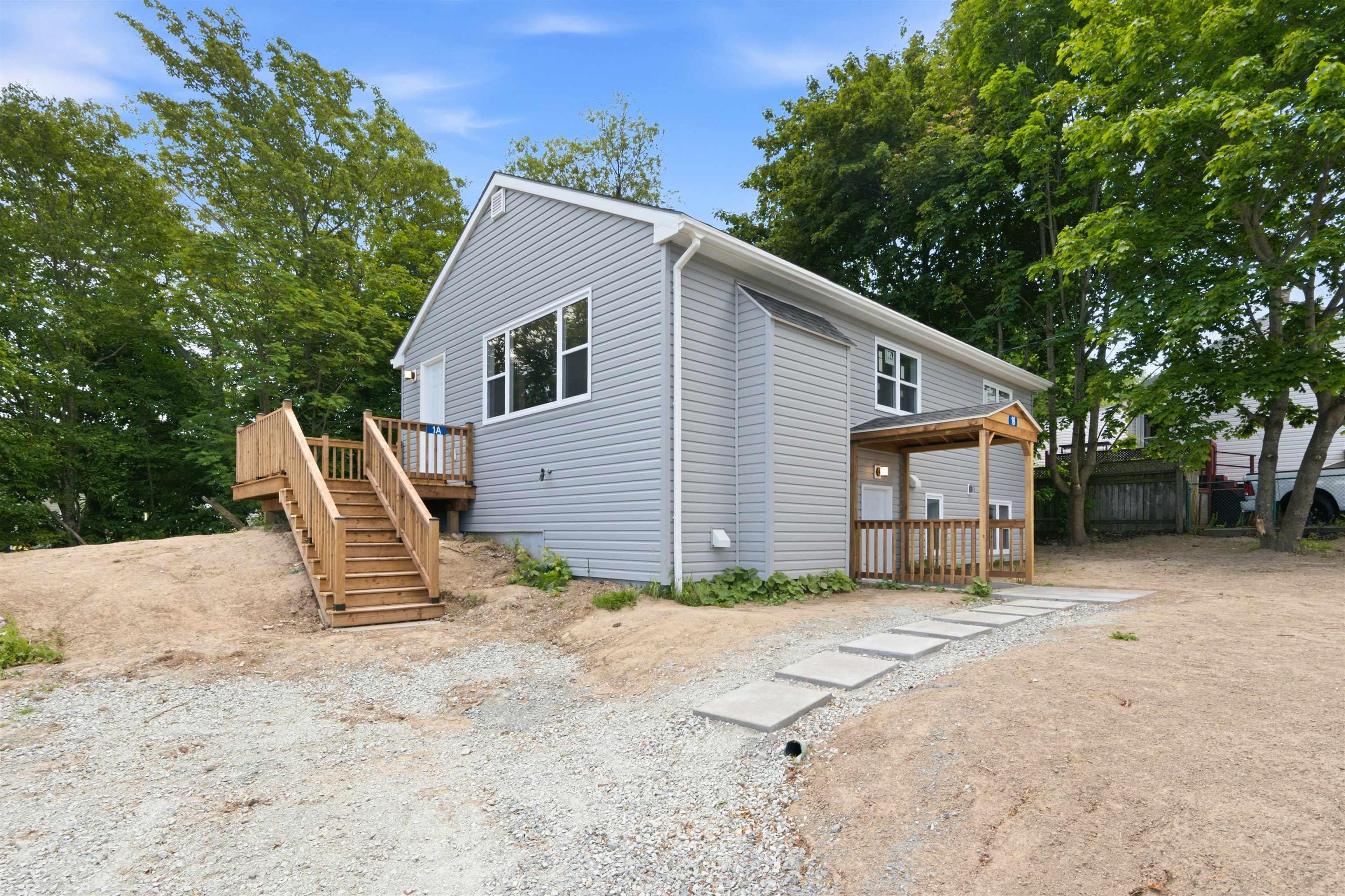 1a & 1b Auburn Avenue, Halifax, NS (MLS® 202616934) | Halifax Real Estate | RE/MAX Halifax