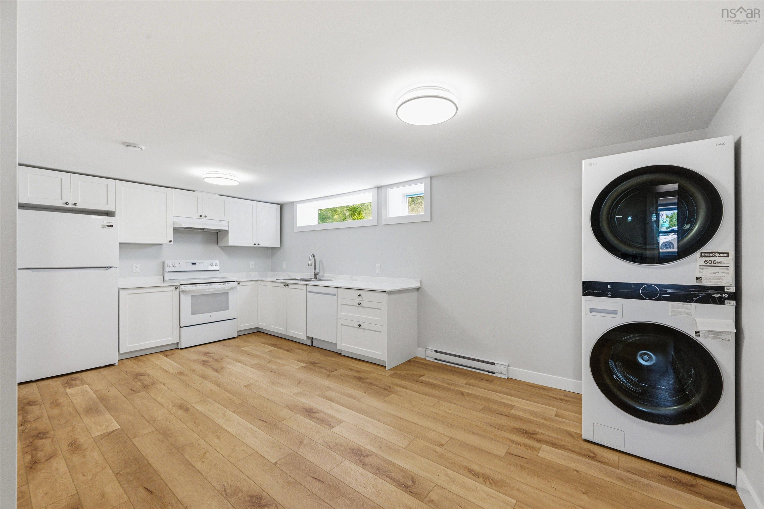 $619,900.00: 1A & 1B Auburn Avenue, Halifax