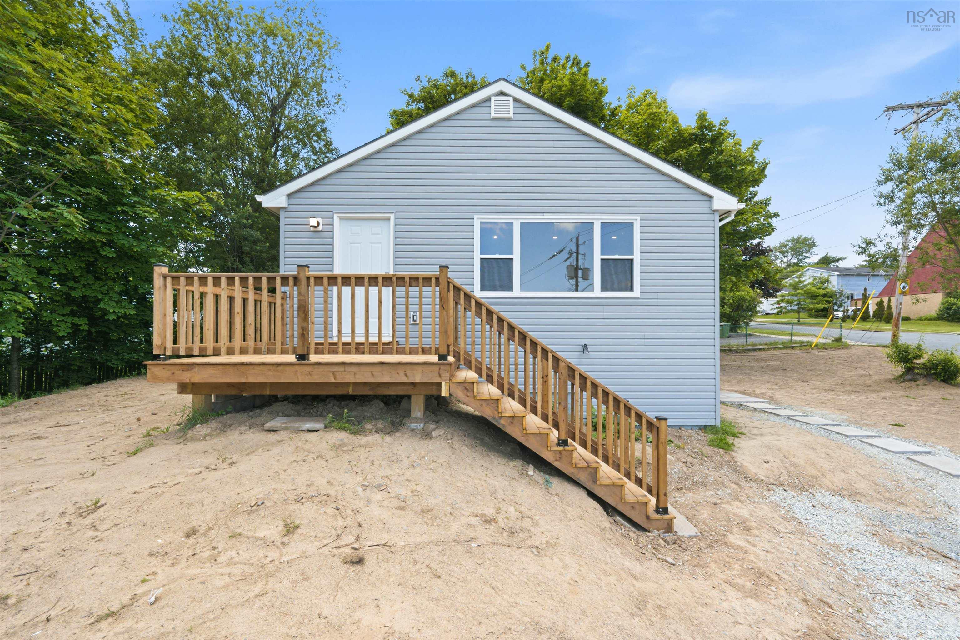 $619,900.00: 1A & 1B Auburn Avenue, Halifax