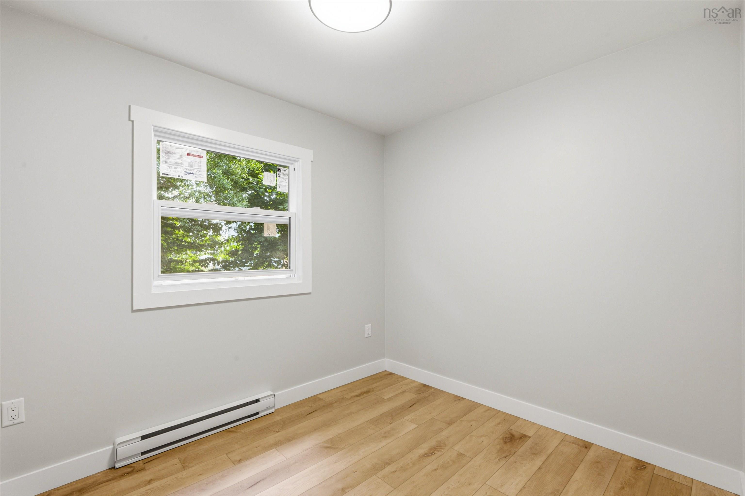 $619,900.00: 1A & 1B Auburn Avenue, Halifax