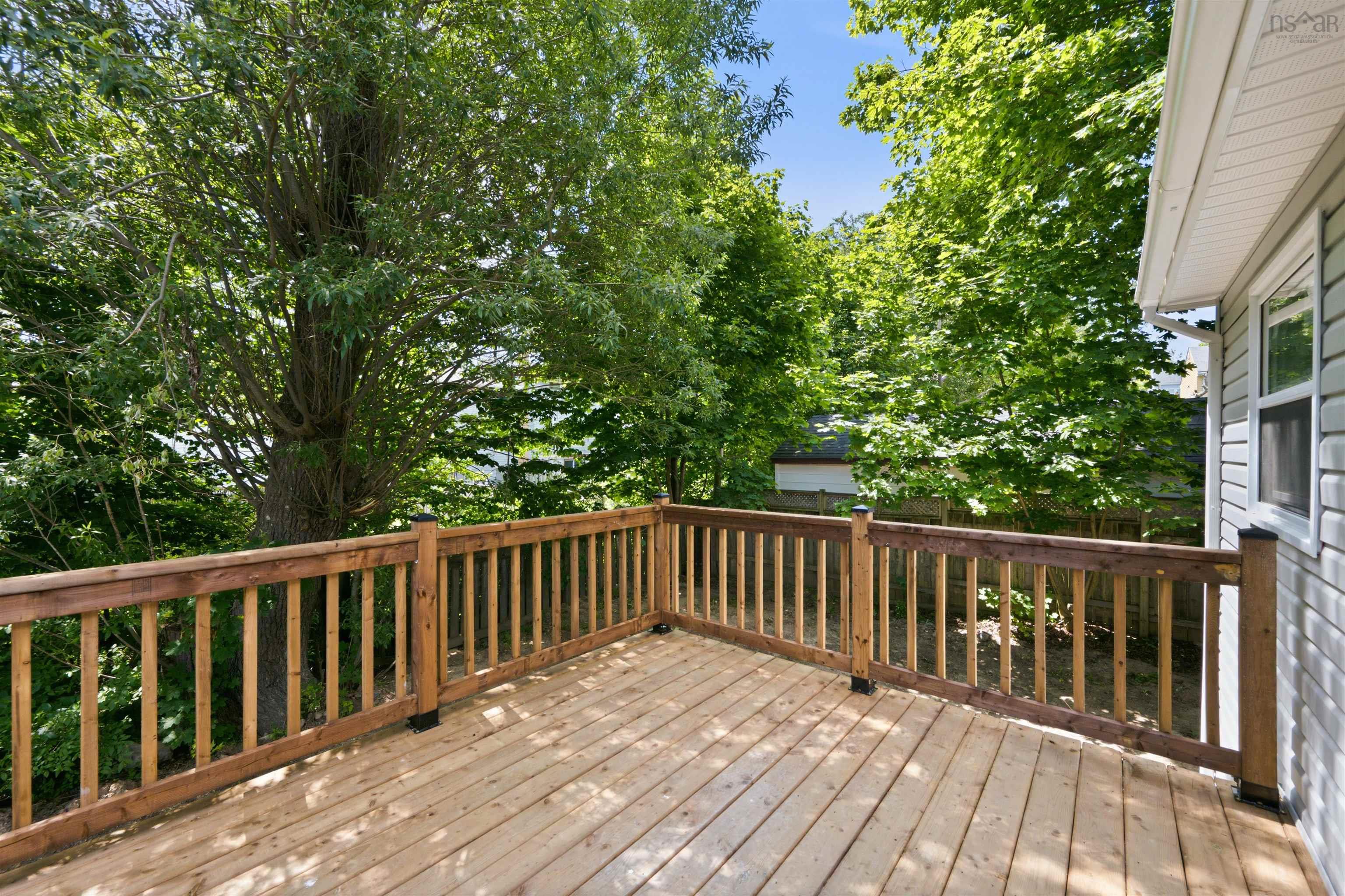 $619,900.00: 1A & 1B Auburn Avenue, Halifax