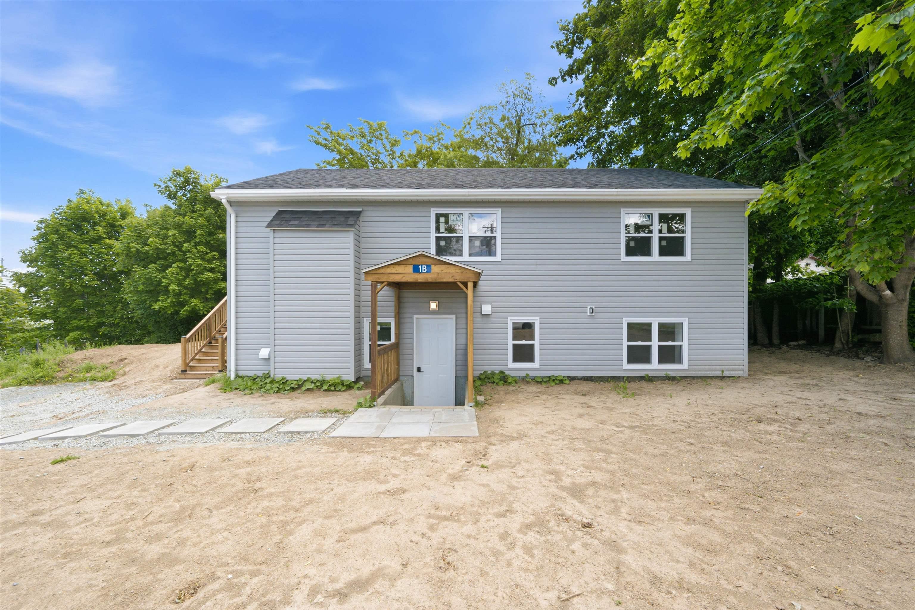 $619,900.00: 1A & 1B Auburn Avenue, Halifax