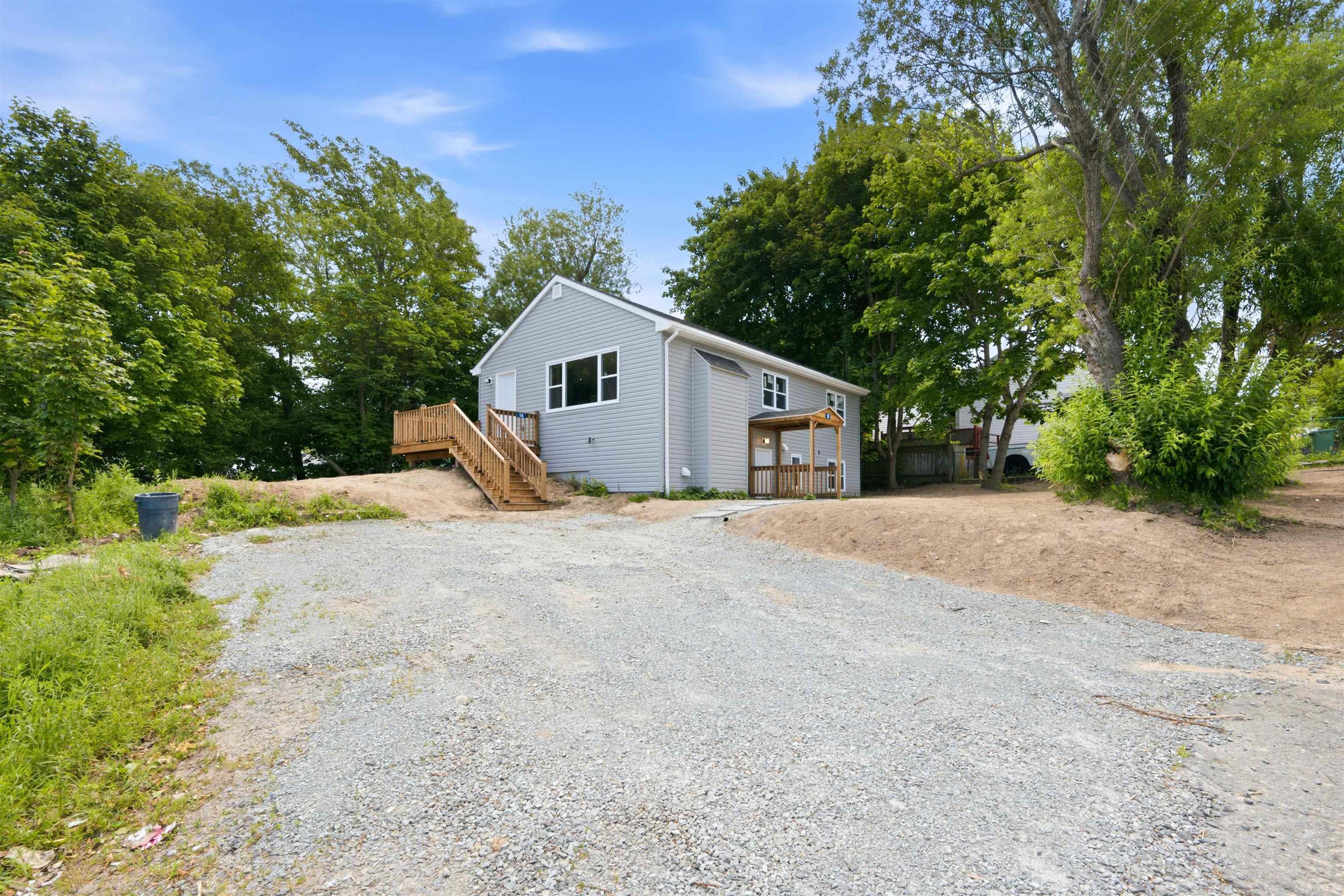 $619,900.00: 1A & 1B Auburn Avenue, Halifax