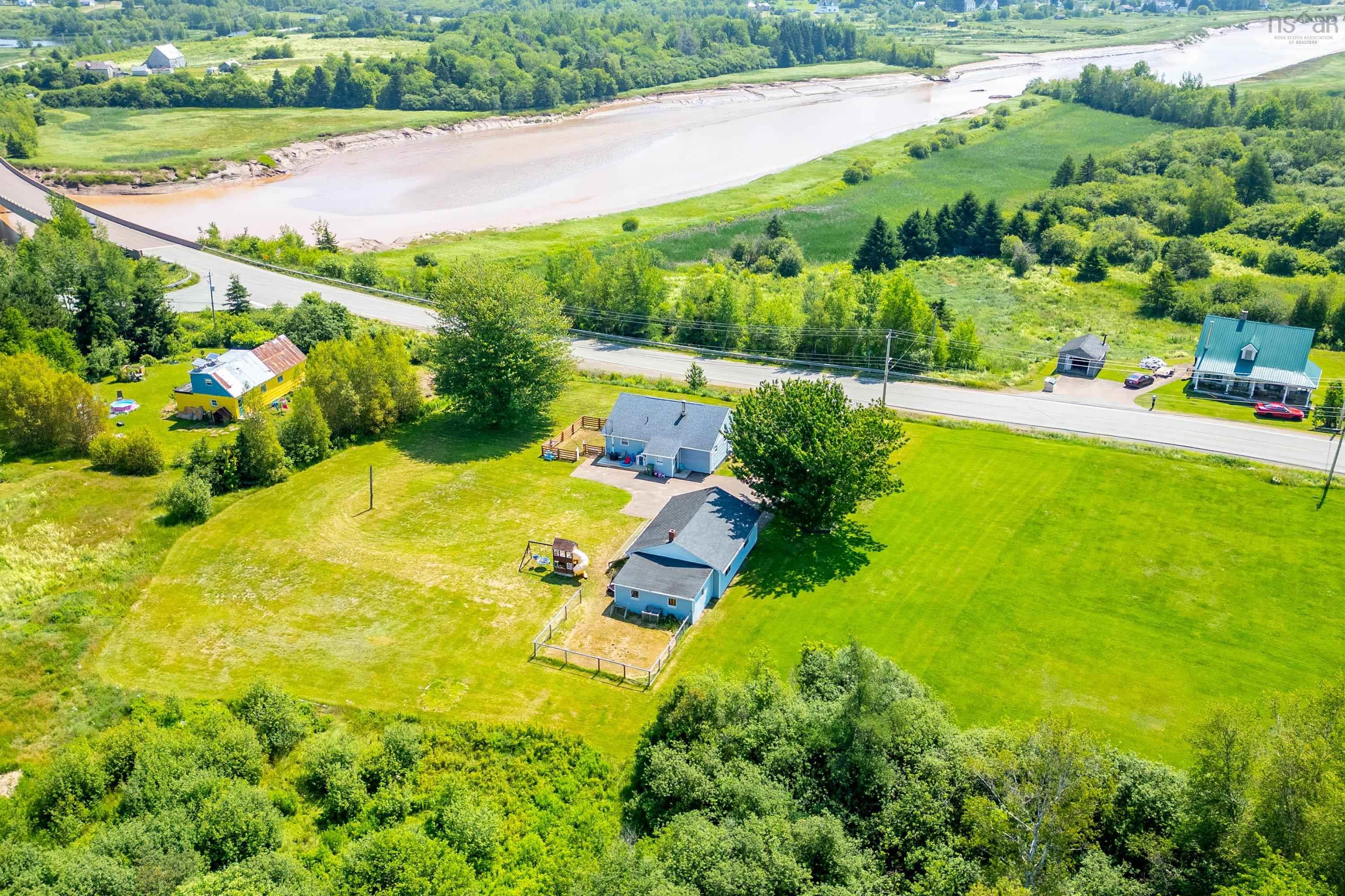 $234,900.00: 4875 Highway 242, Maccan