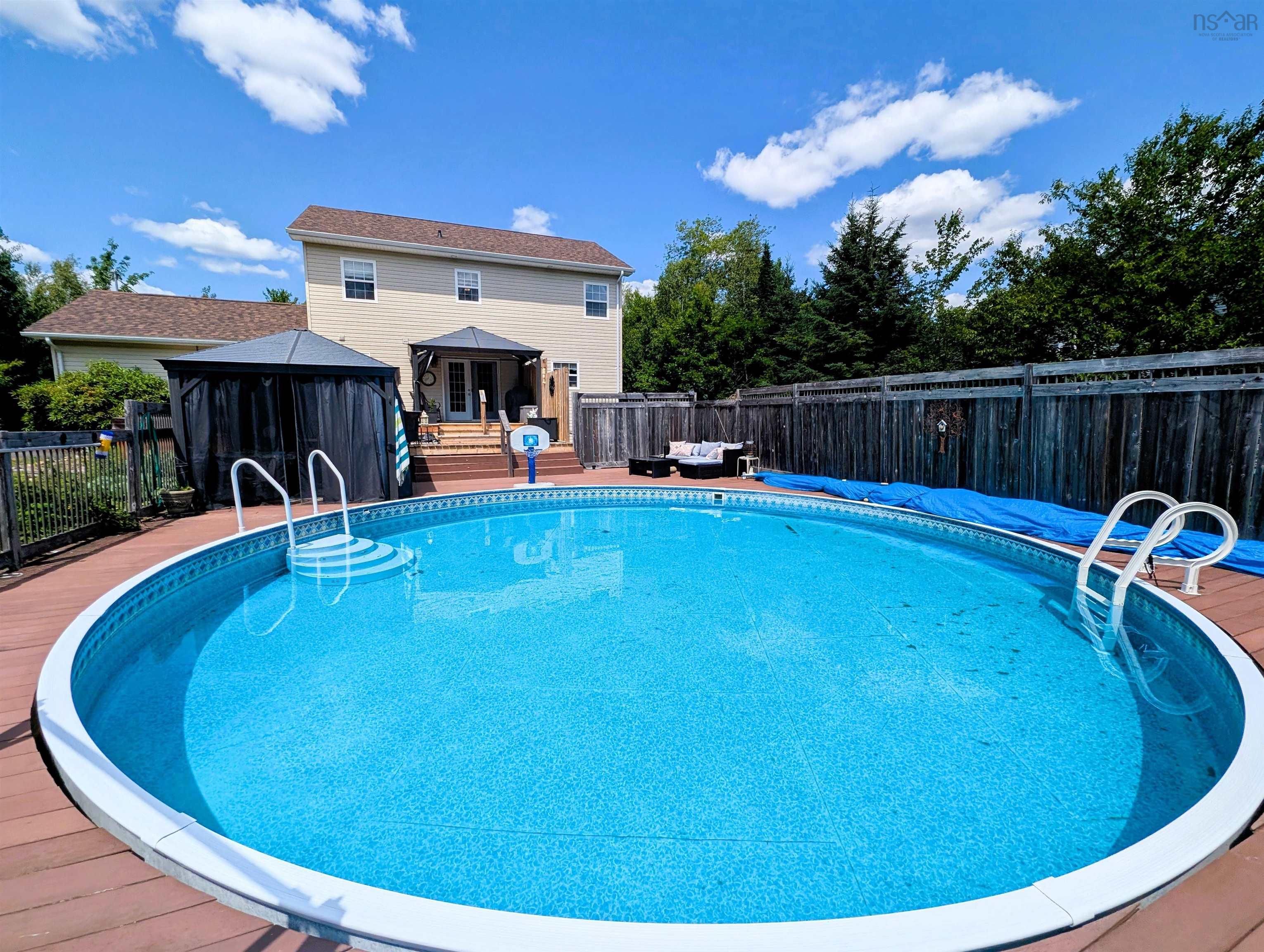 $874,900.00: 94 Valerie Court, Windsor Junction