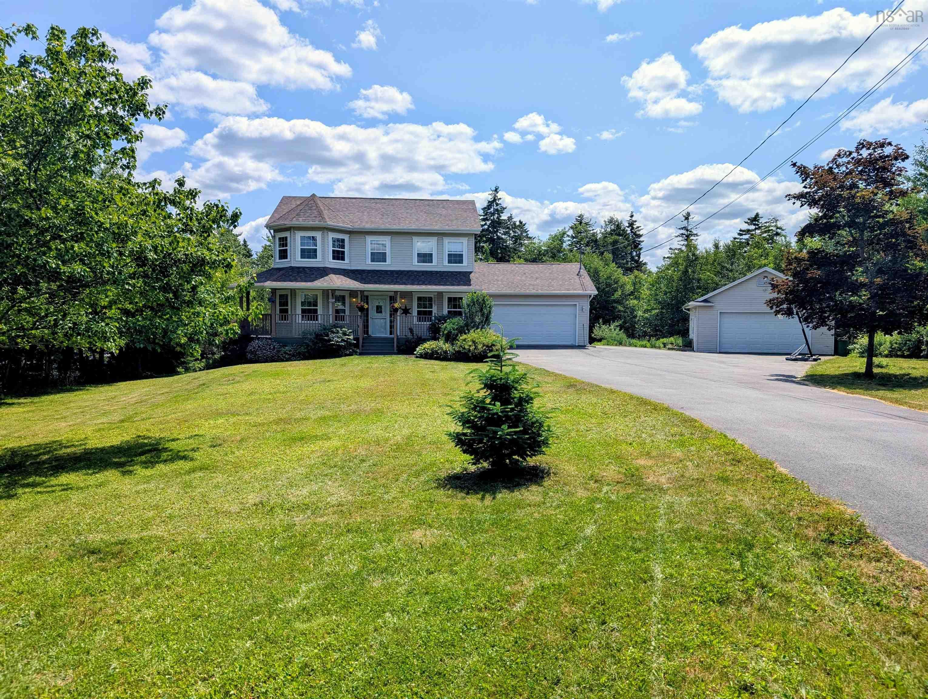 $874,900.00: 94 Valerie Court, Windsor Junction